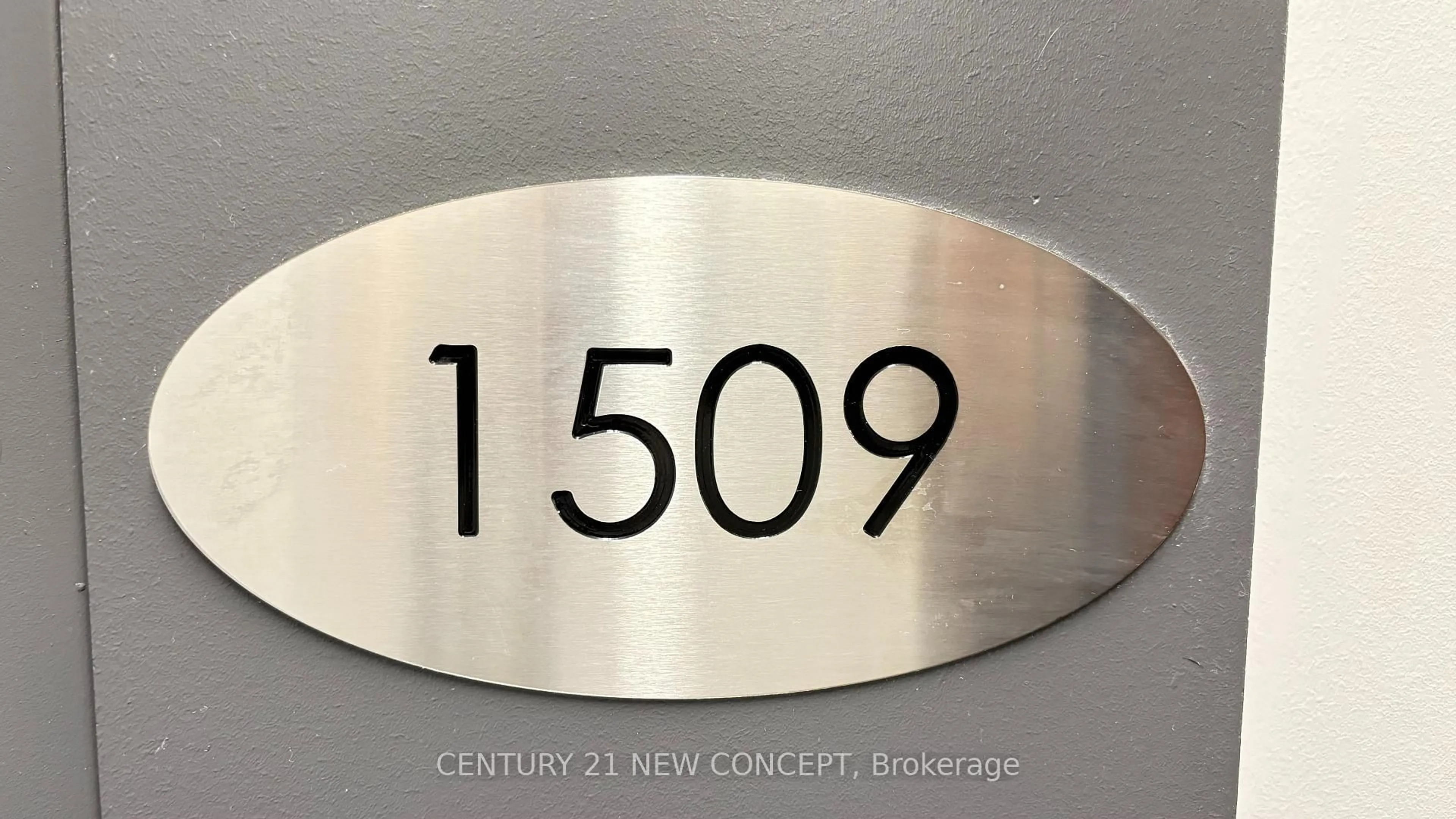 Blurry image for 120 Varna Dr #1509, Toronto Ontario M6A 0B3