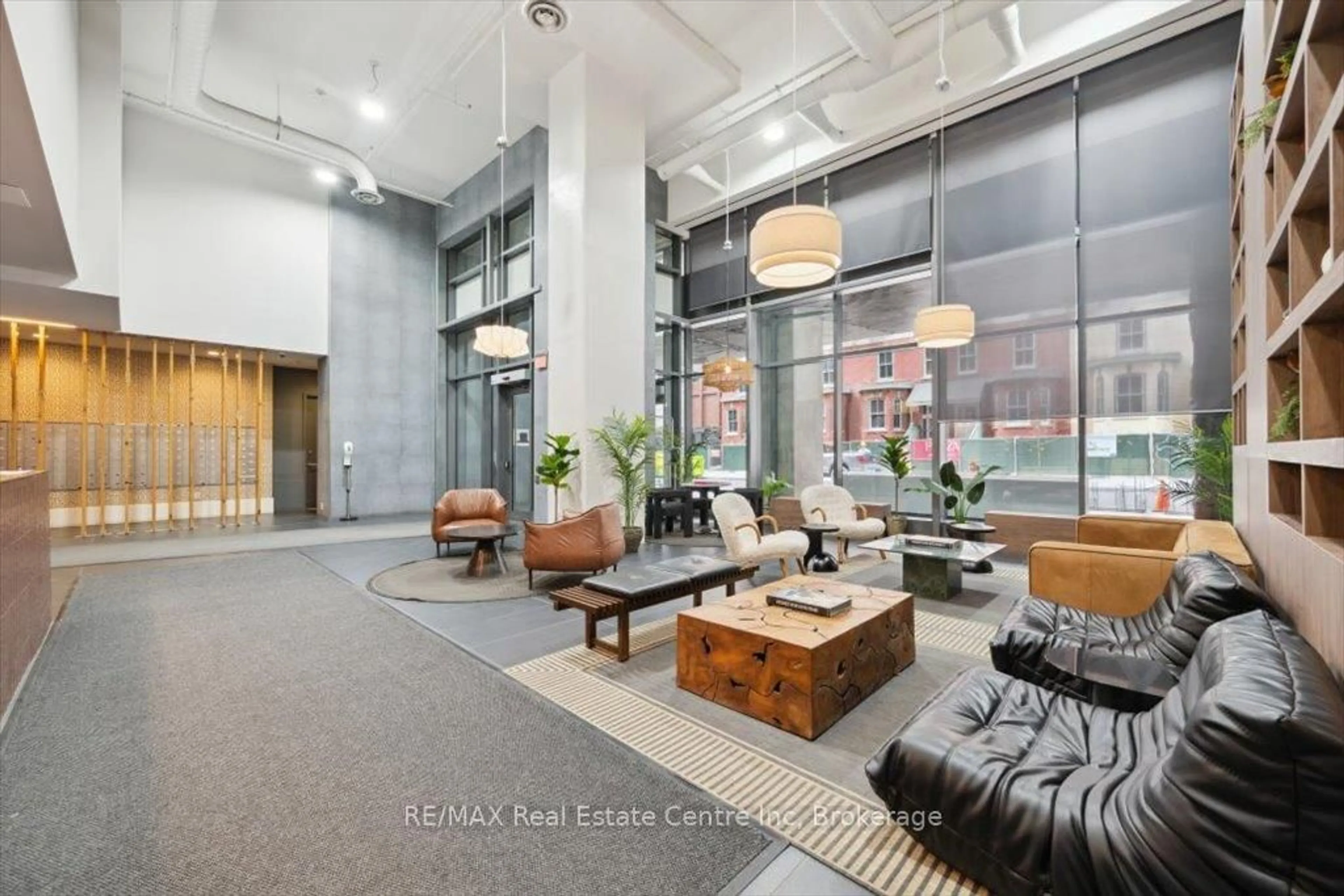 Lobby for 21 Widmer St #4005, Toronto Ontario M5V 0B8