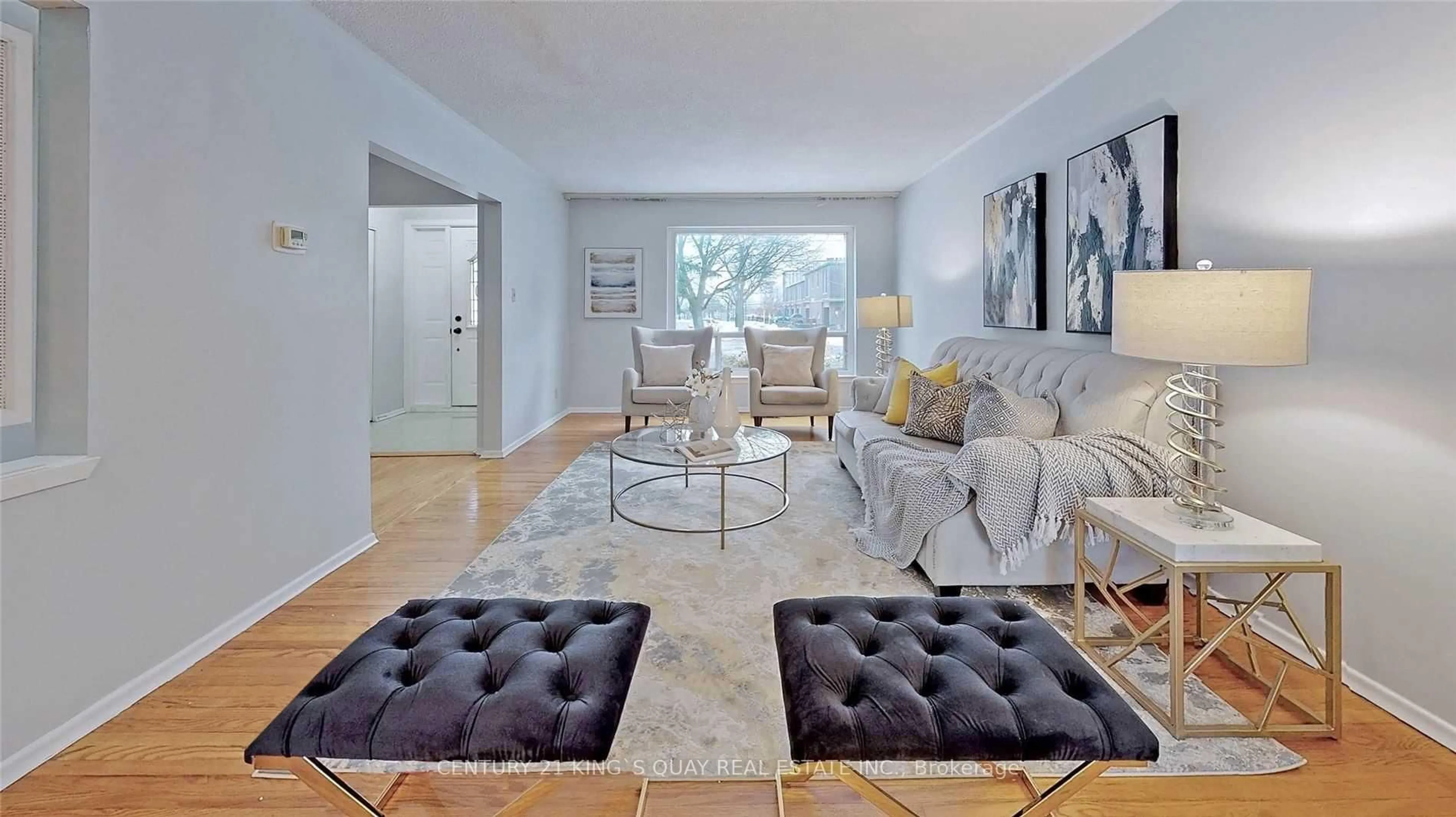 Living room with furniture, unknown for 16 Kingslake Rd, Toronto Ontario M2J 3C9