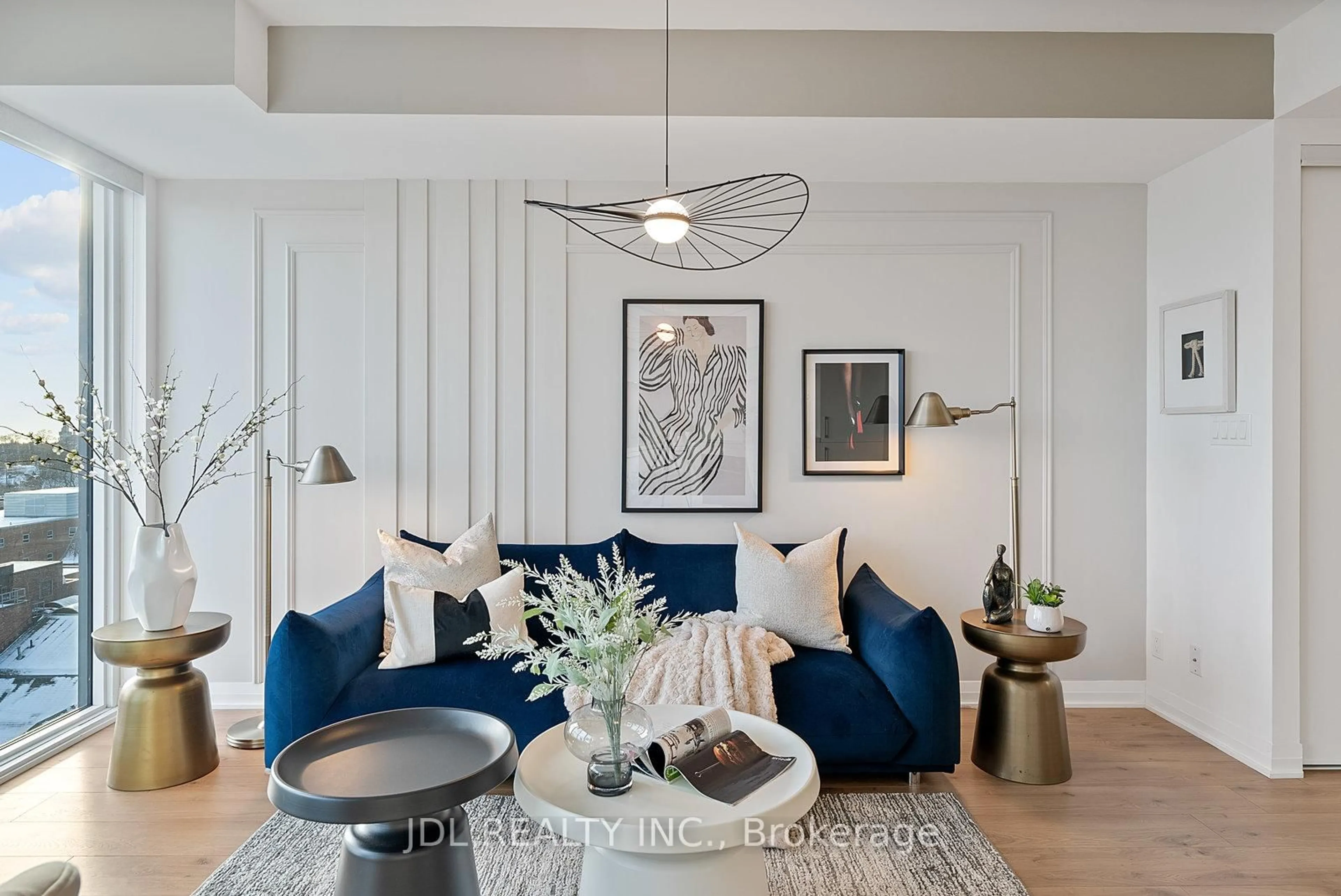 Living room with furniture, unknown for 99 Foxbar Rd #1001, Toronto Ontario M4V 0B2