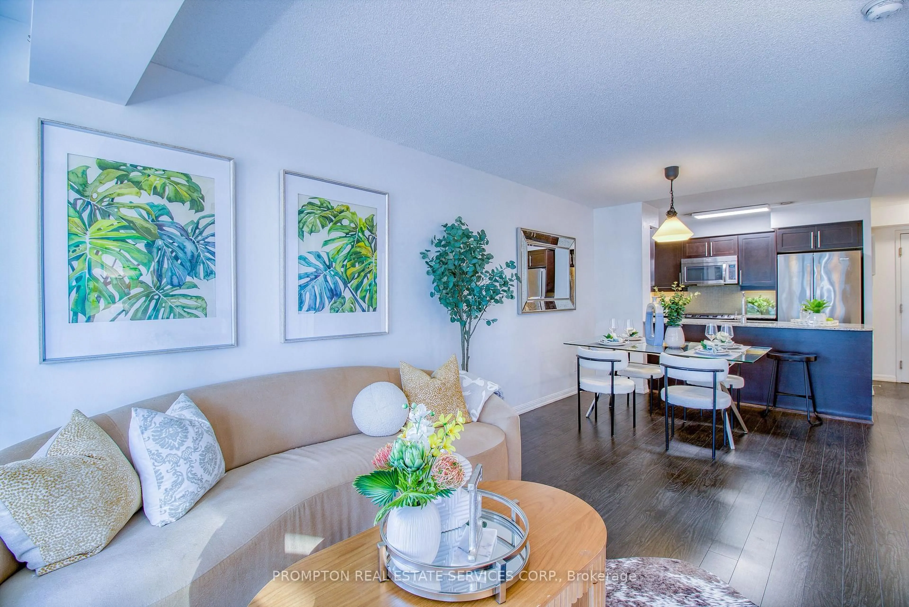 Living room with furniture, wood/laminate floor for 35 Bastion St #916, Toronto Ontario M5V 0C2