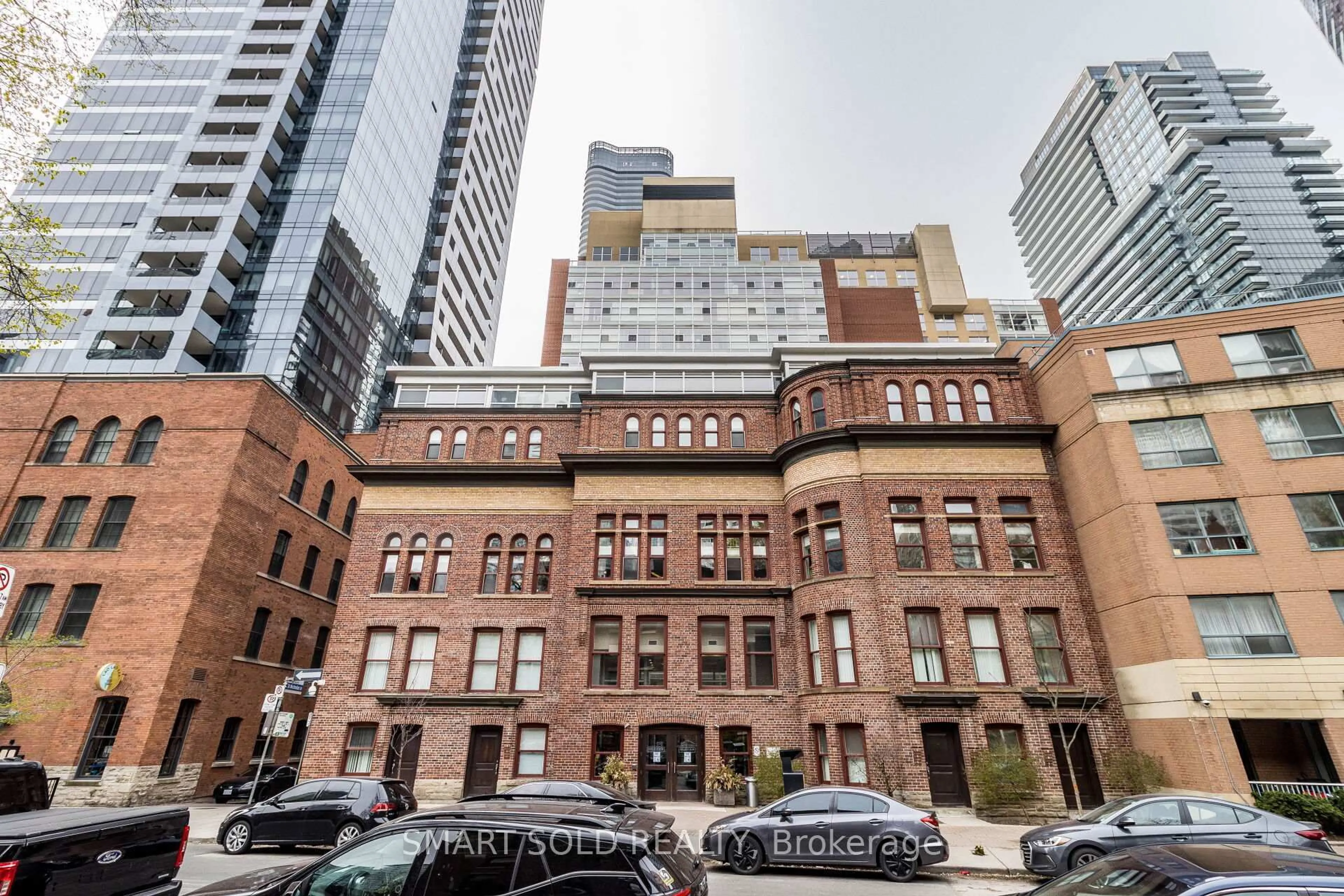 Unknown for 11 St Joseph St #1612, Toronto Ontario M4Y 1J8