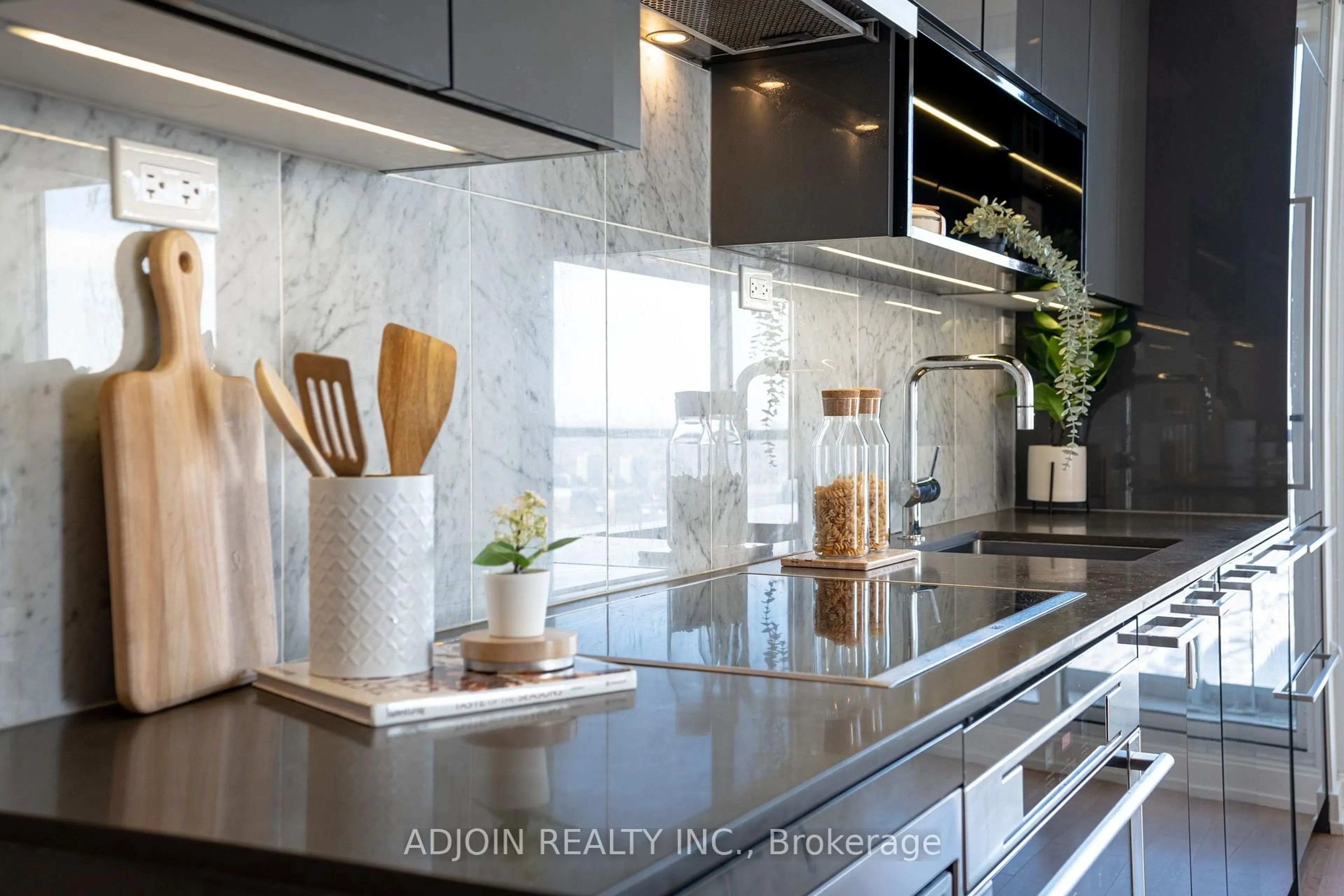 Contemporary kitchen, ceramic/tile floor for 115 Mcmahon Dr #3110, Toronto Ontario M2K 0E3