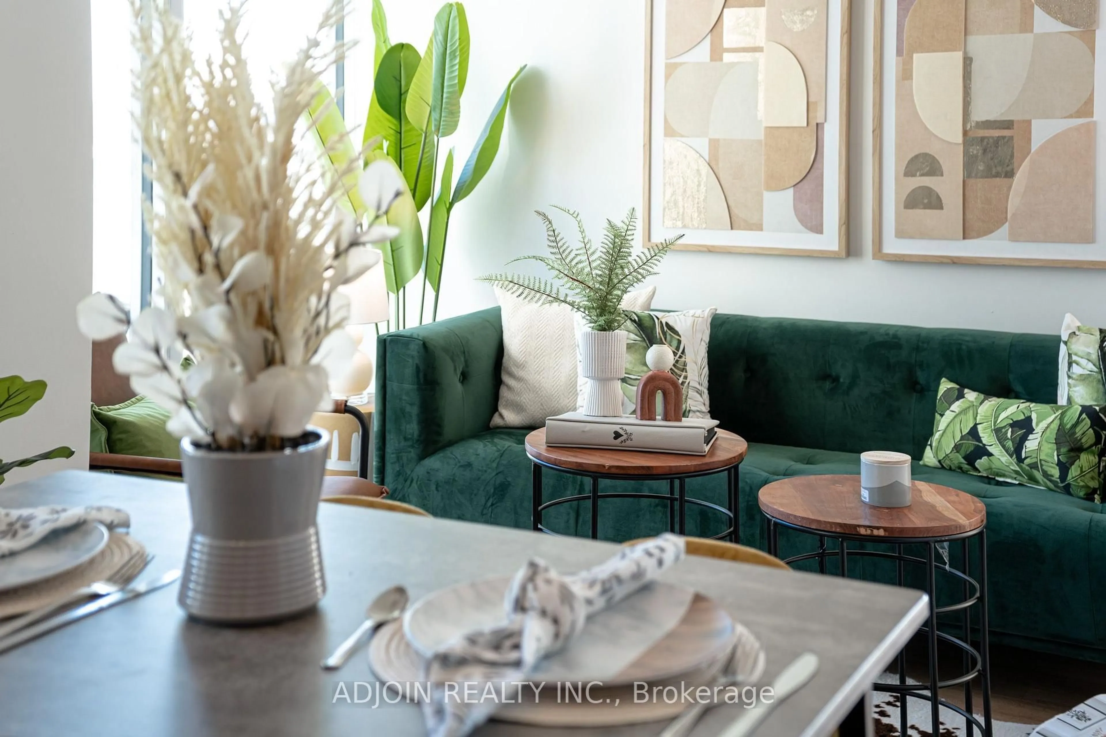 Living room with furniture, unknown for 115 Mcmahon Dr #3110, Toronto Ontario M2K 0E3