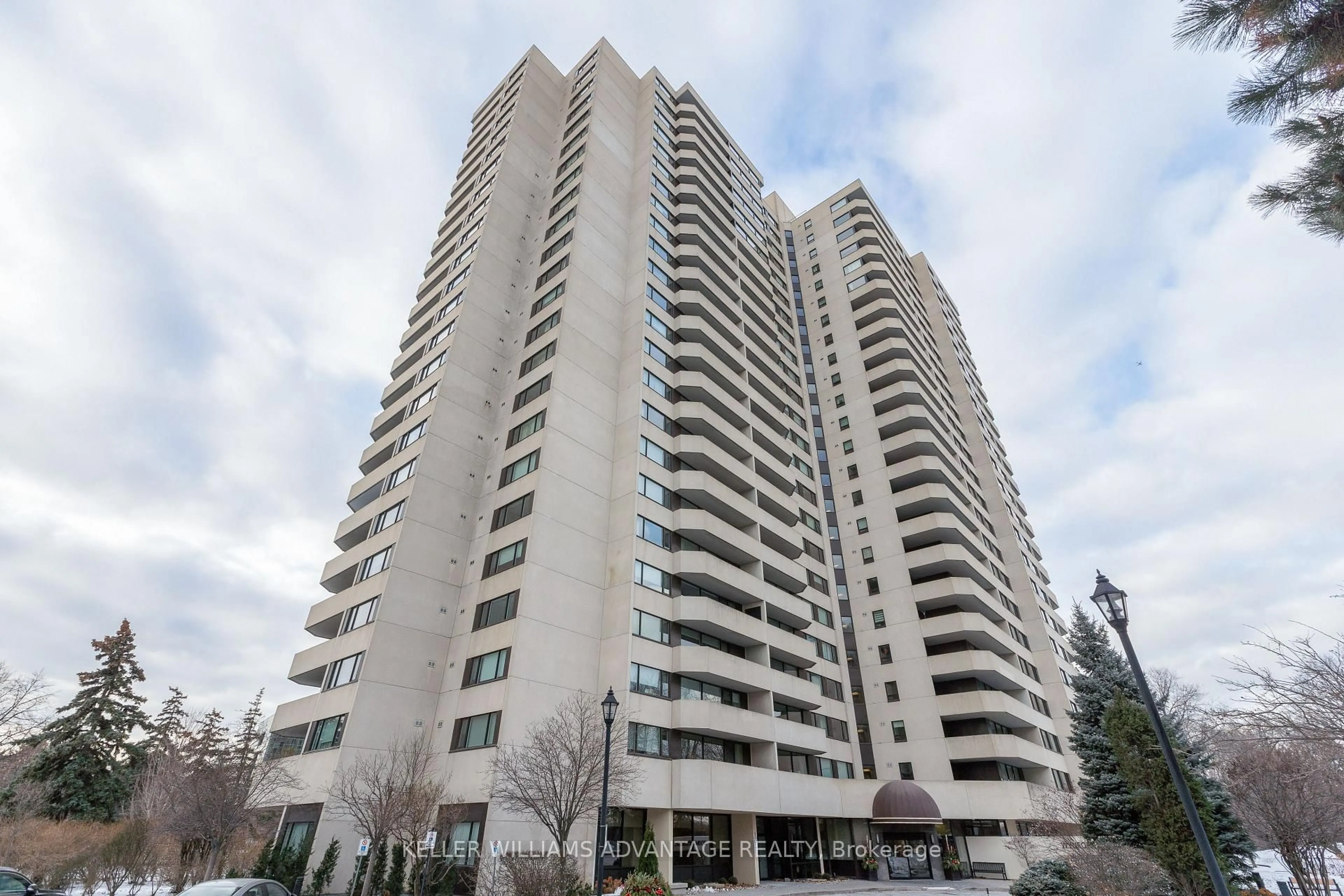 Unknown for 75 Wynford Heights Cres #1005, Toronto Ontario M3C 3H9
