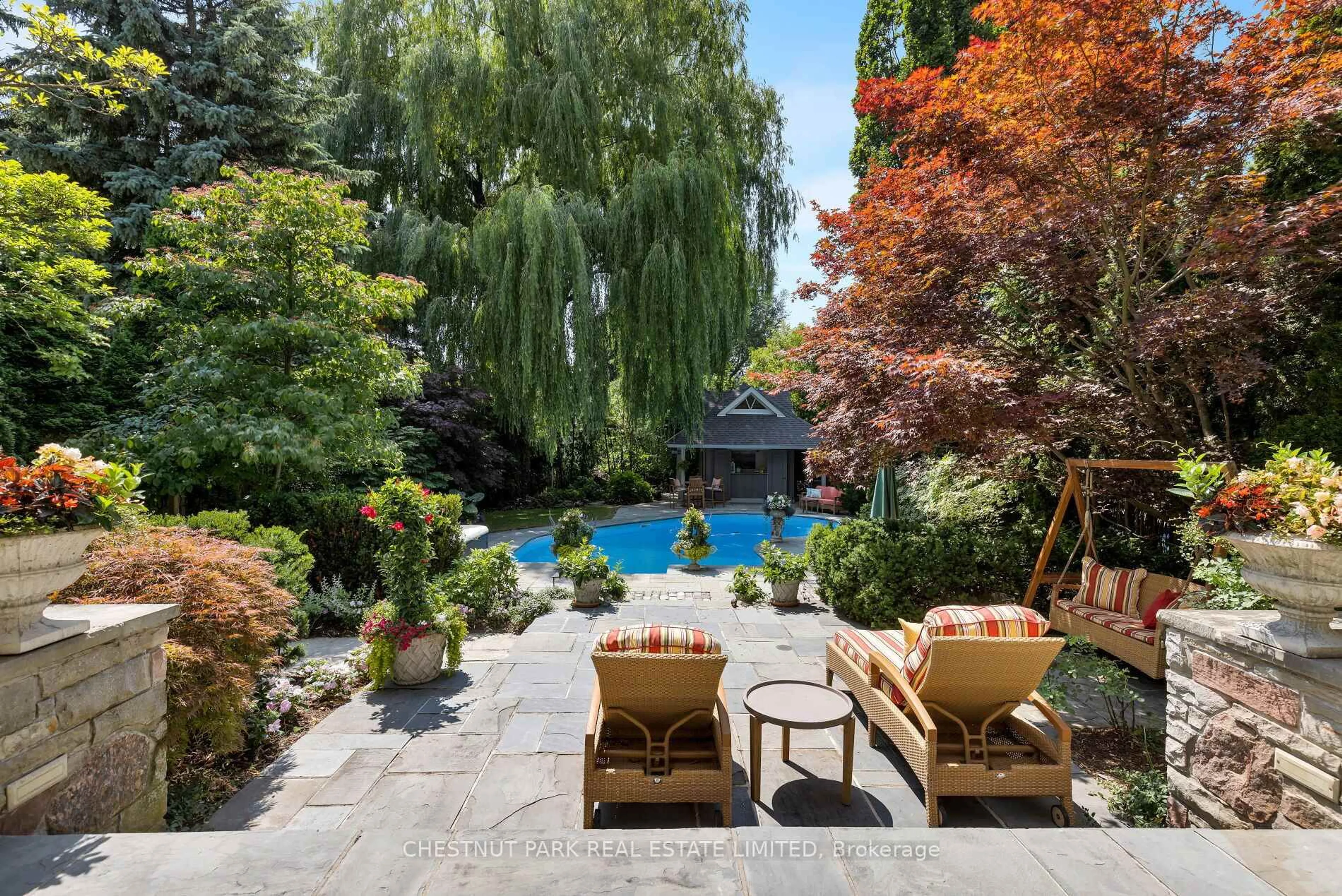 Patio, water/lake/river/ocean view for 69 Otter Cres, Toronto Ontario M5N 2W7