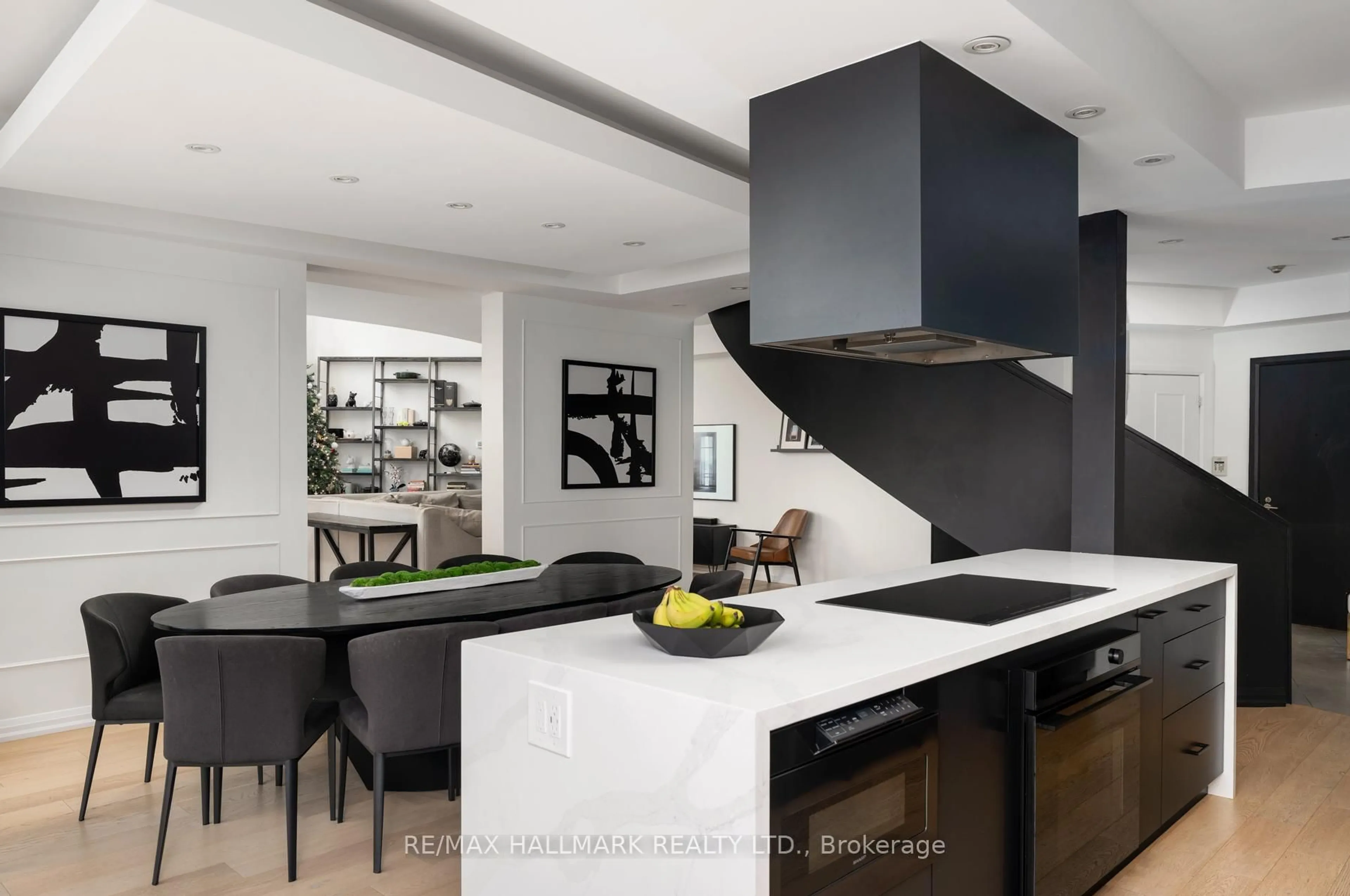 Contemporary kitchen, ceramic/tile floor for 3 Mcalpine St #903, Toronto Ontario M5R 3T5