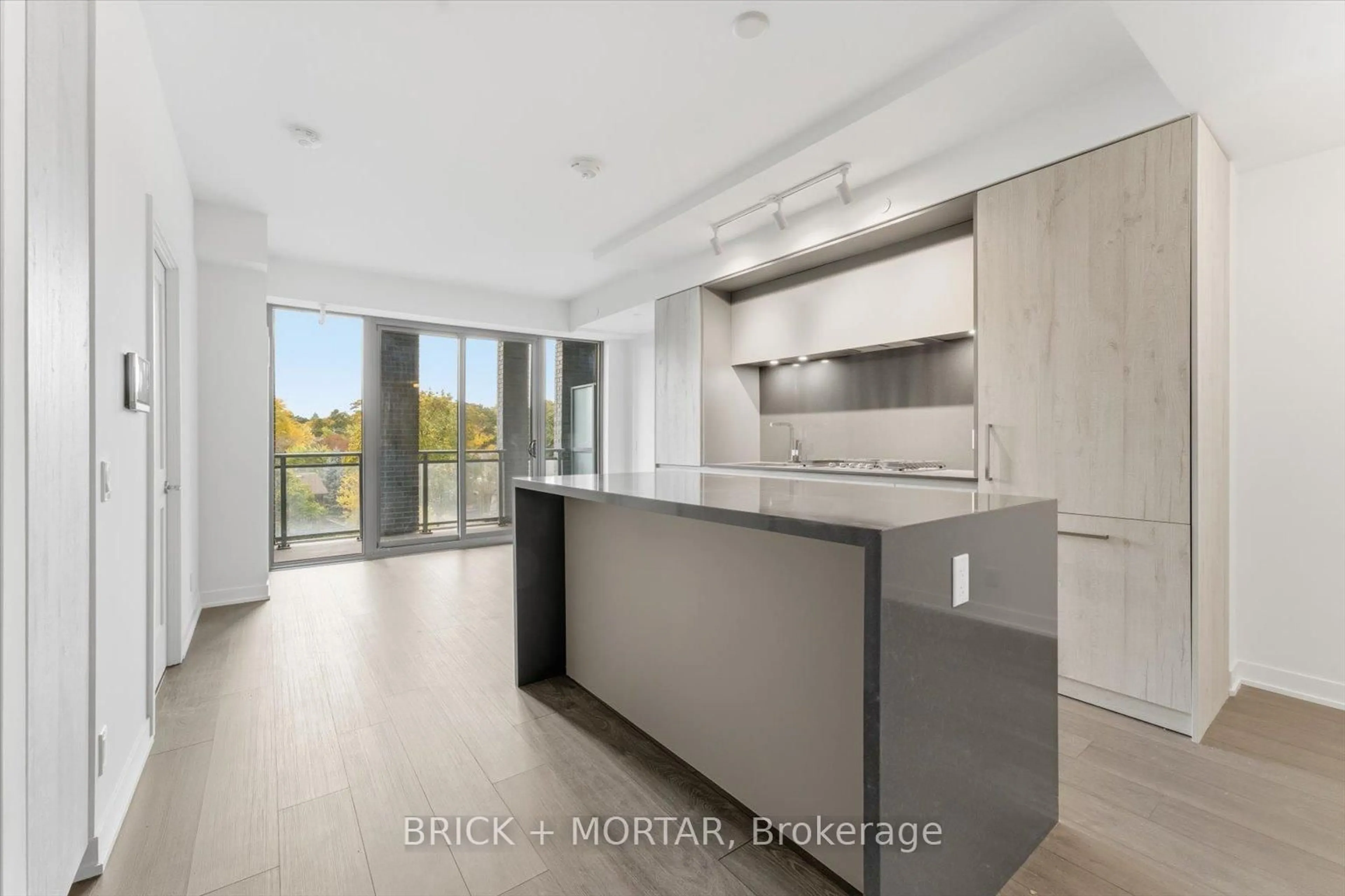Open concept kitchen, unknown for 1 Hillsdale Ave #301, Toronto Ontario M4S 0E5