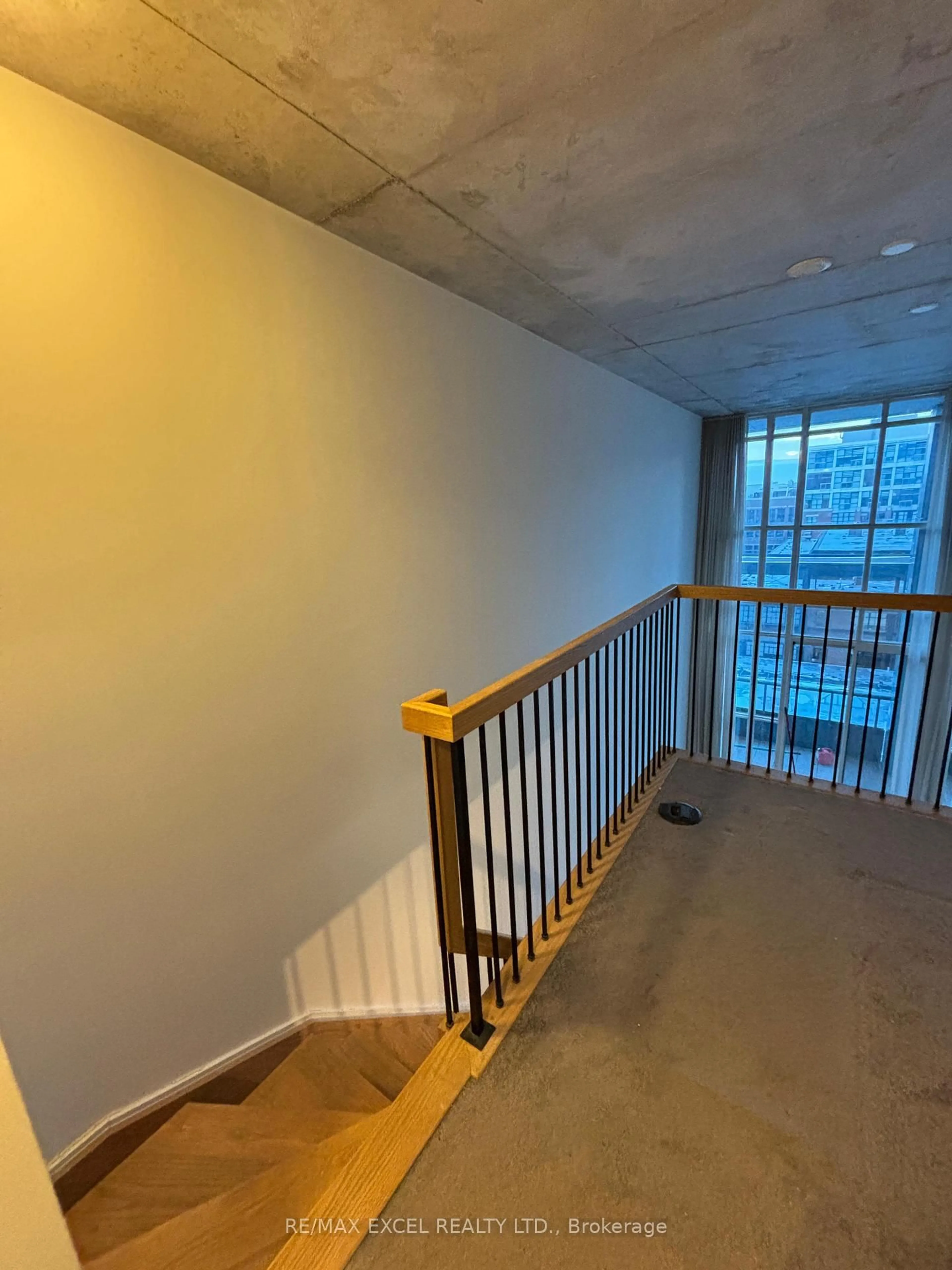 Unknown for 5 Hanna Ave #525, Toronto Ontario M6K 1X6