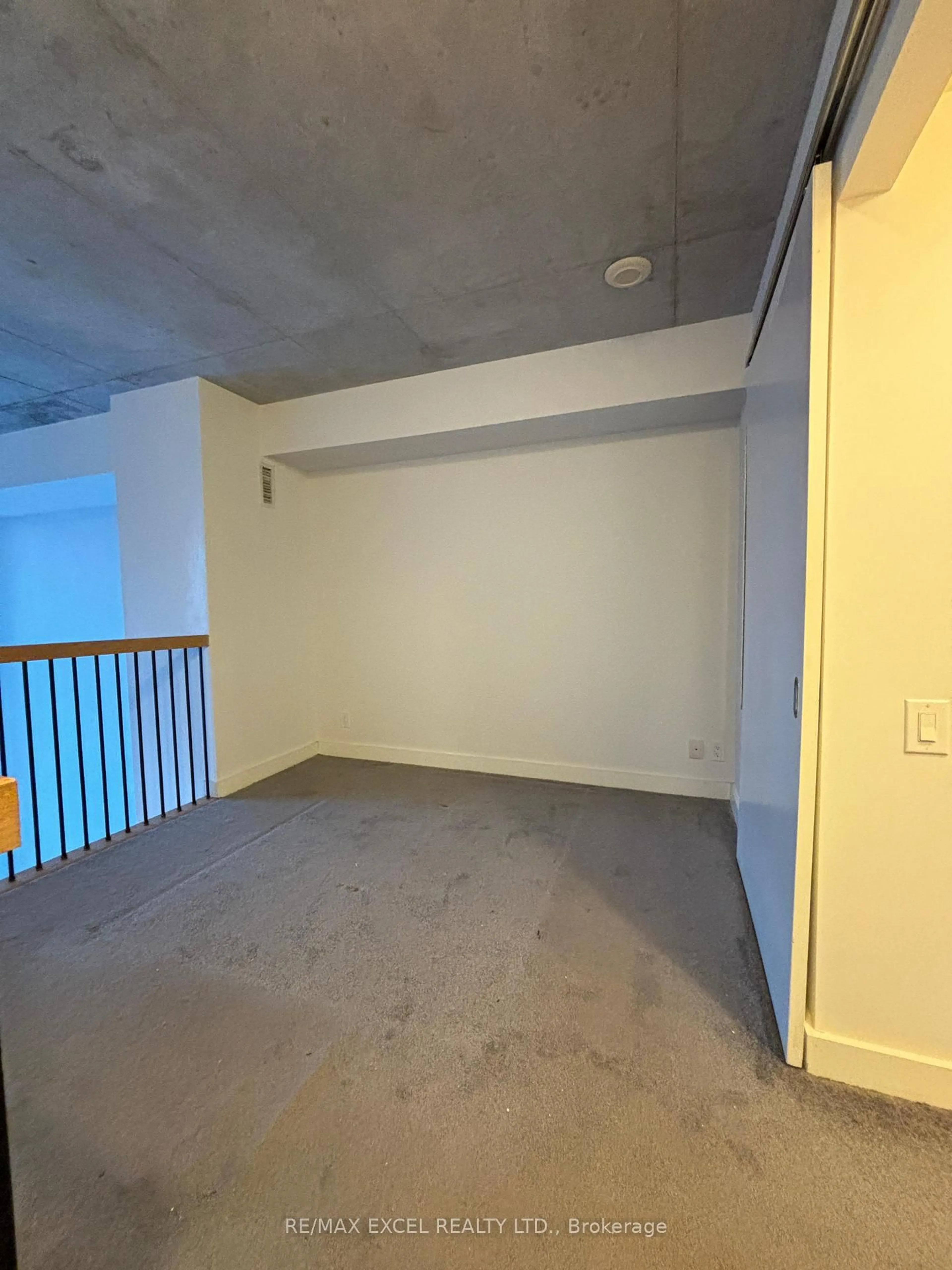 A pic of a room for 5 Hanna Ave #525, Toronto Ontario M6K 1X6