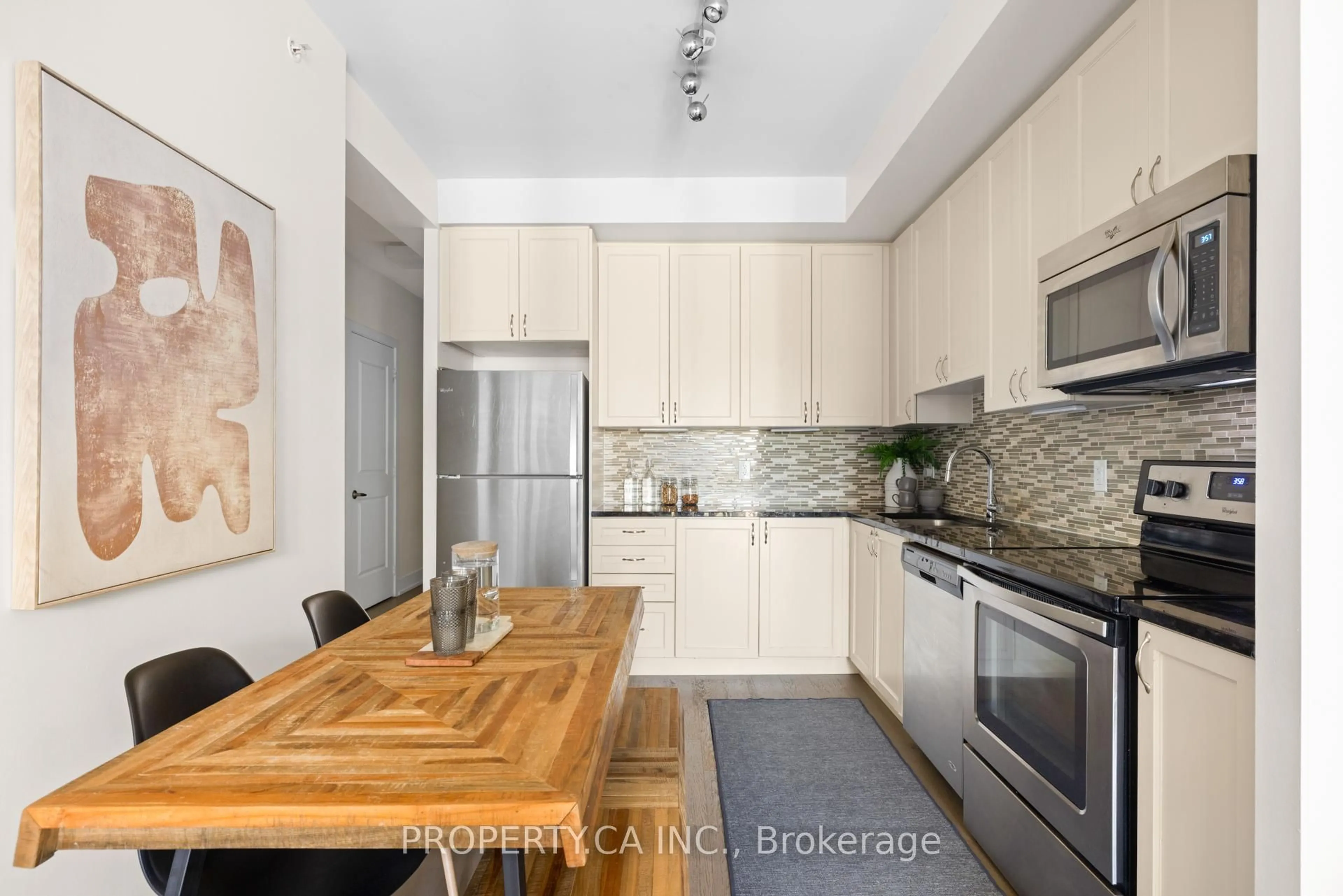 Unknown for 68 Merton St #404, Toronto Ontario M4S 1A1