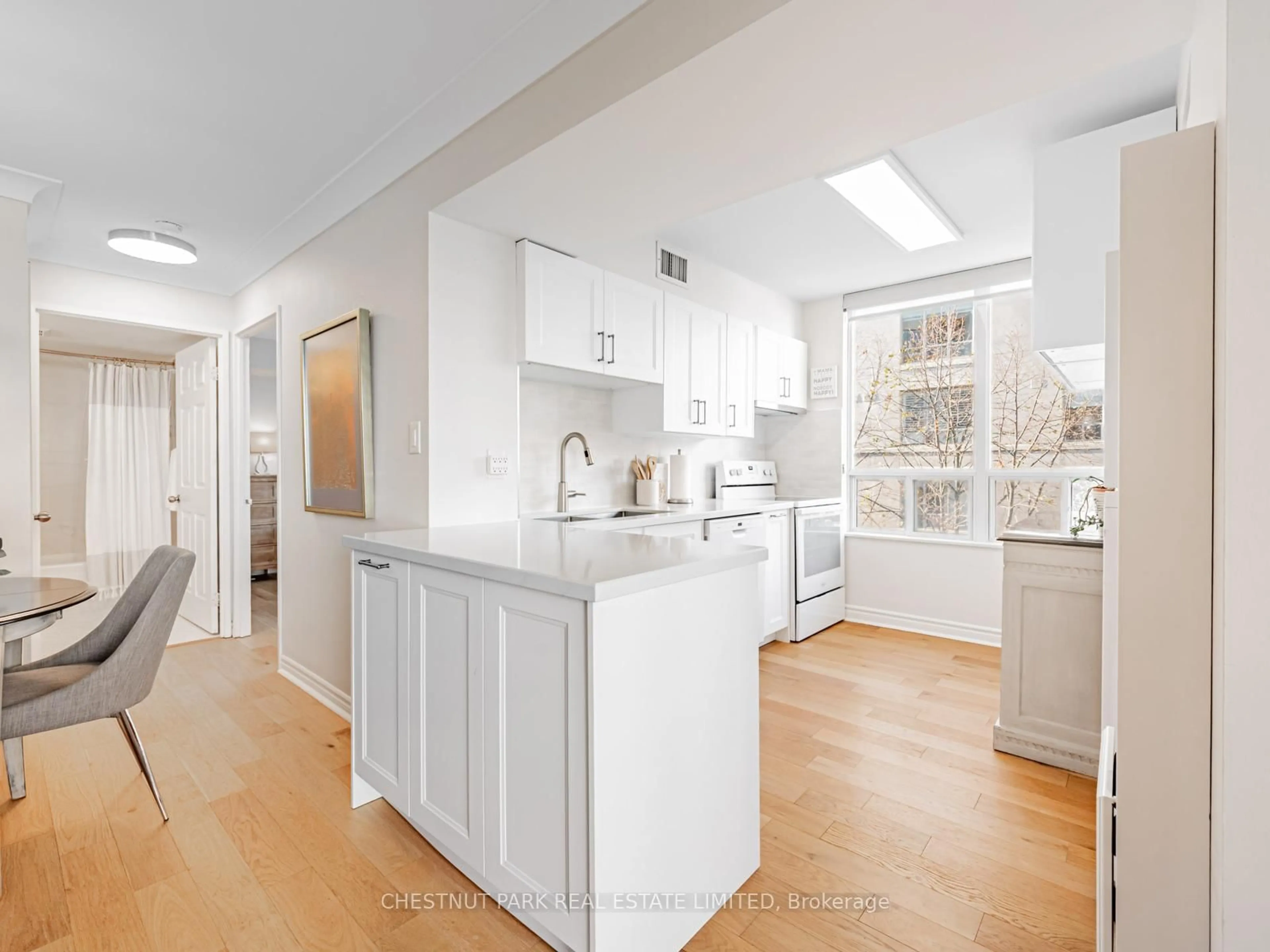 Open concept kitchen, unknown for 253 Merton St #505, Toronto Ontario M4S 1A7