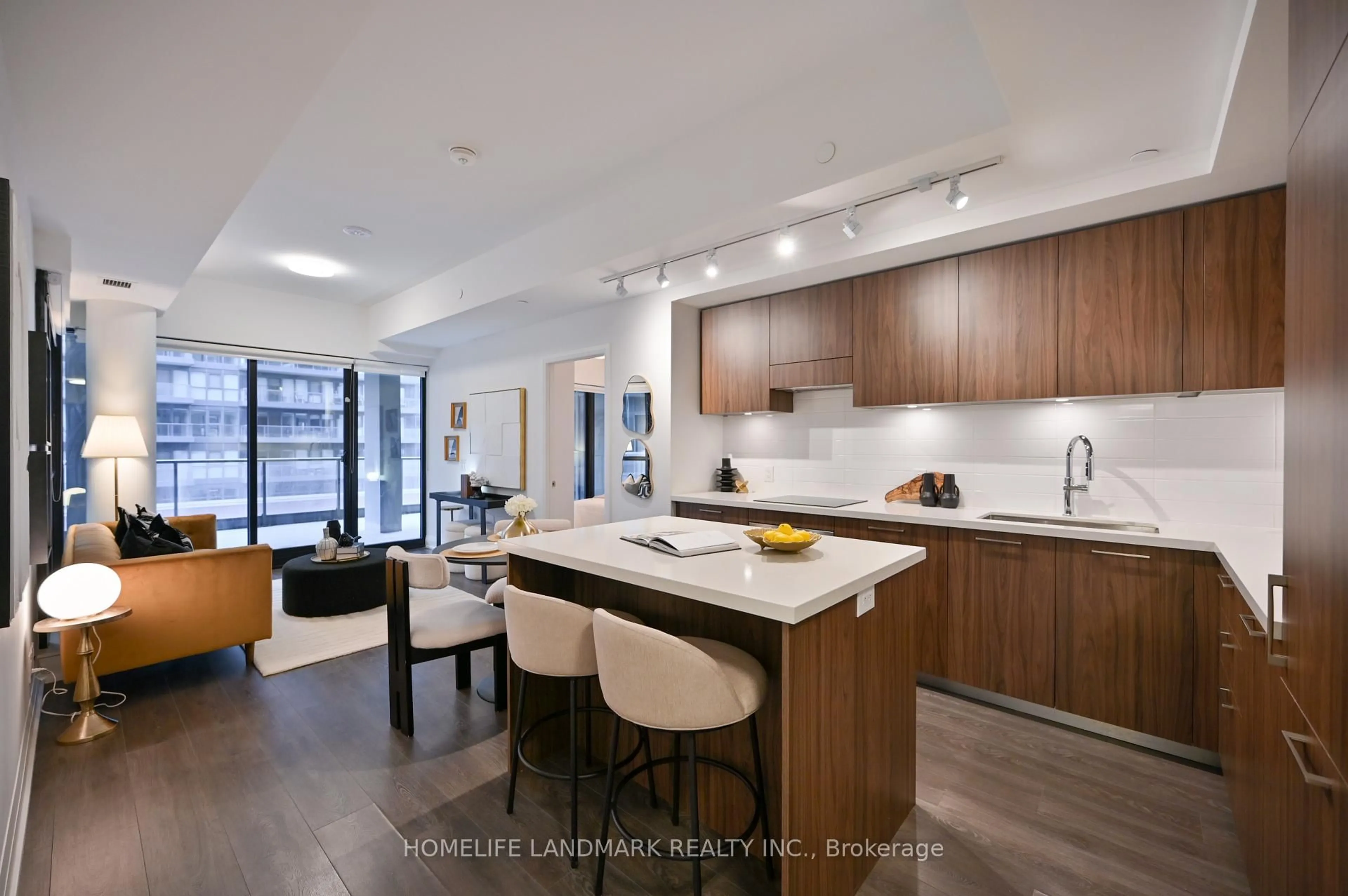 Open concept kitchen, unknown for 33 Frederick Todd Way #814, Toronto Ontario M4G 0C9