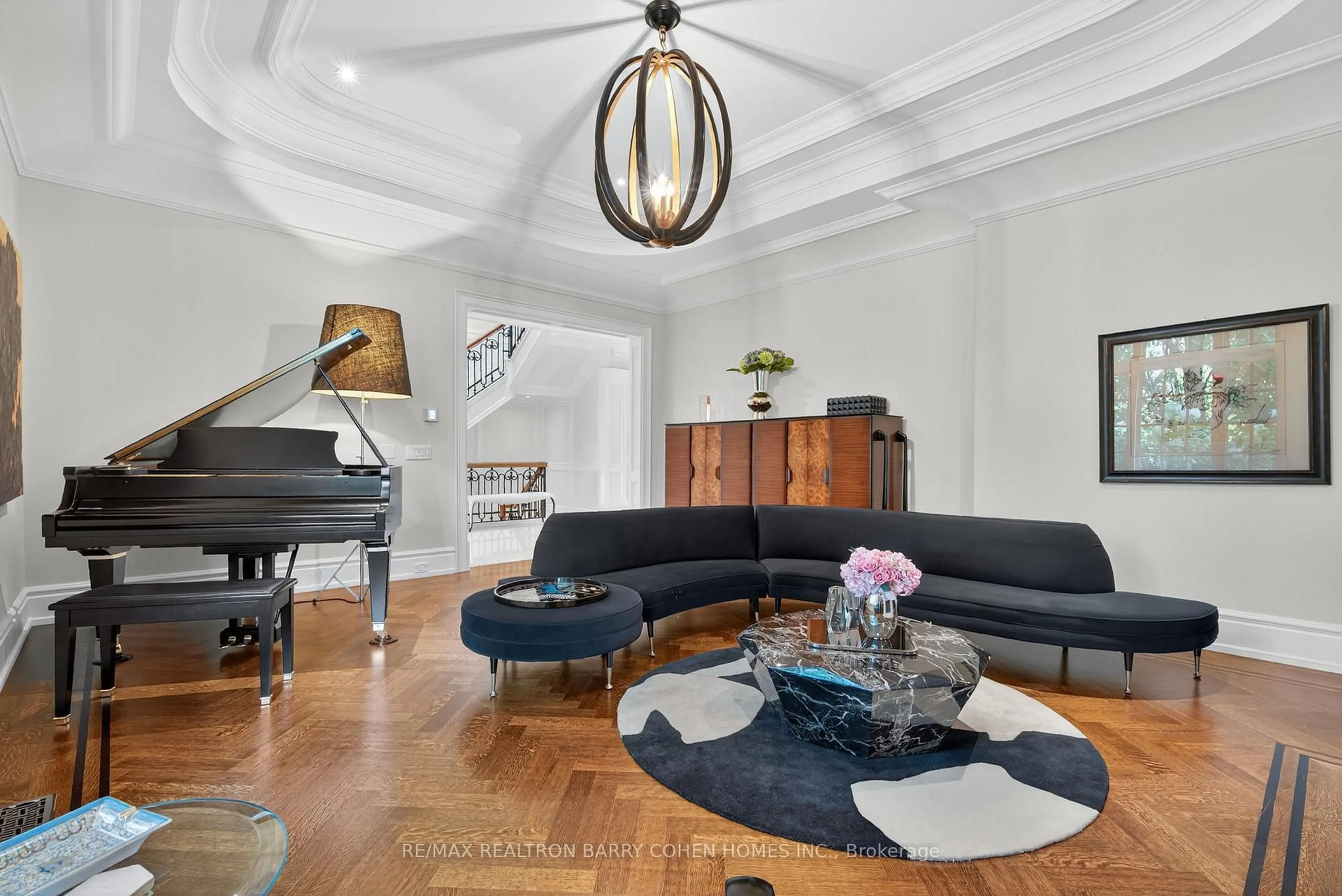 Living room with furniture, unknown for 76 Arjay Cres, Toronto Ontario M2L 1C7