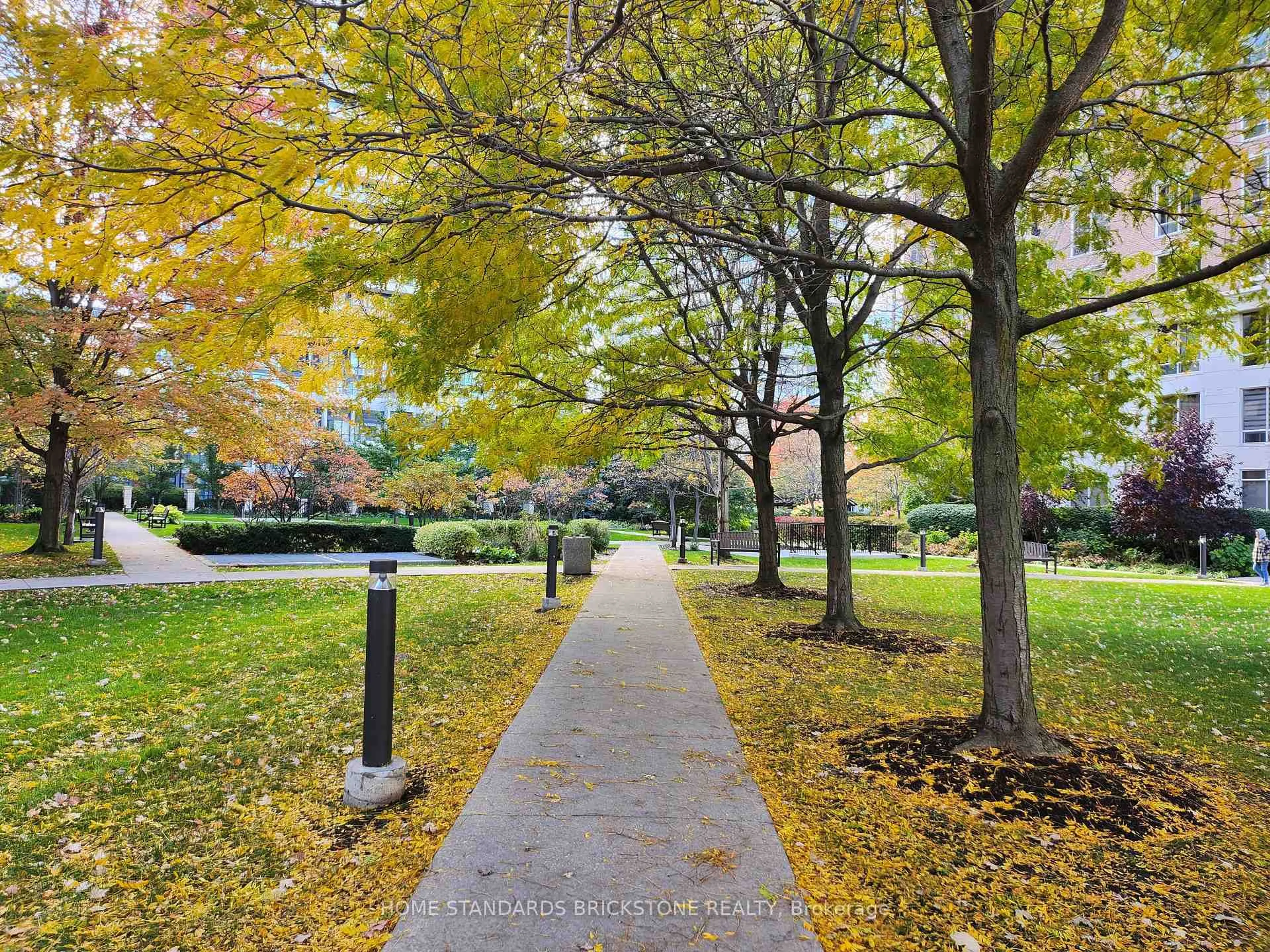 Unknown for 1105 Leslie St #1106, Toronto Ontario M3C 4G9