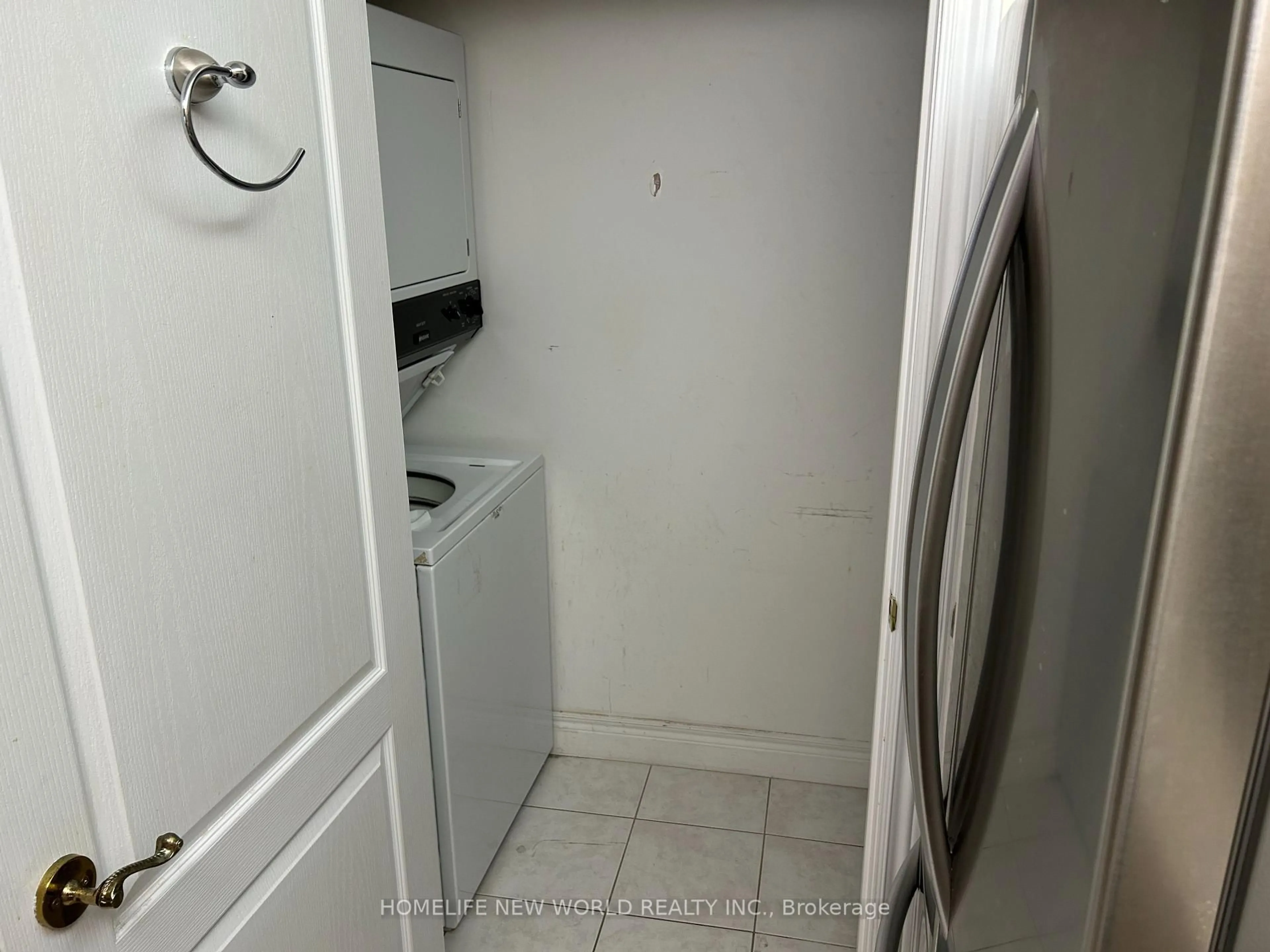 A pic of a room for 5418 Yonge St #316, Toronto Ontario M2N 6X4