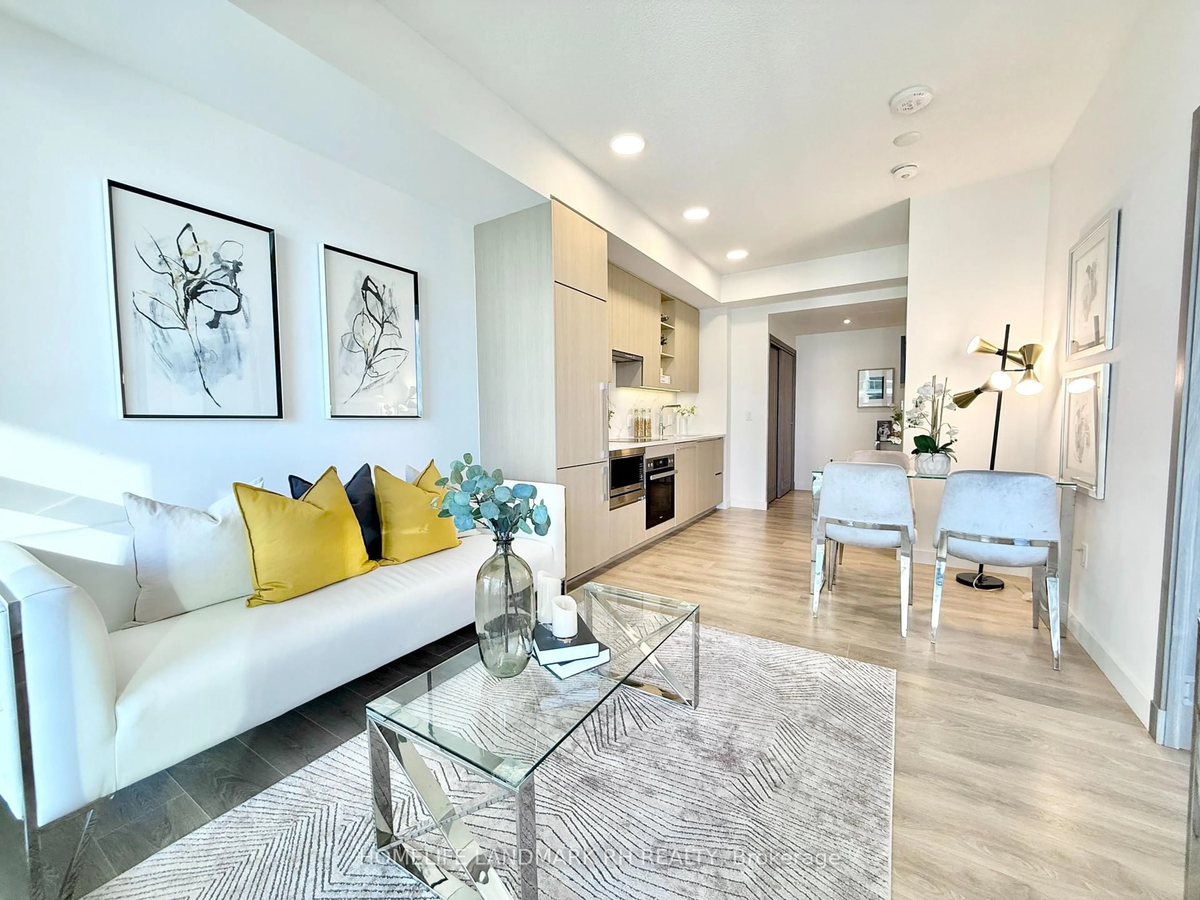 Living room with furniture, unknown for 25 McMahon Dr #915, Toronto Ontario M2K 0J1