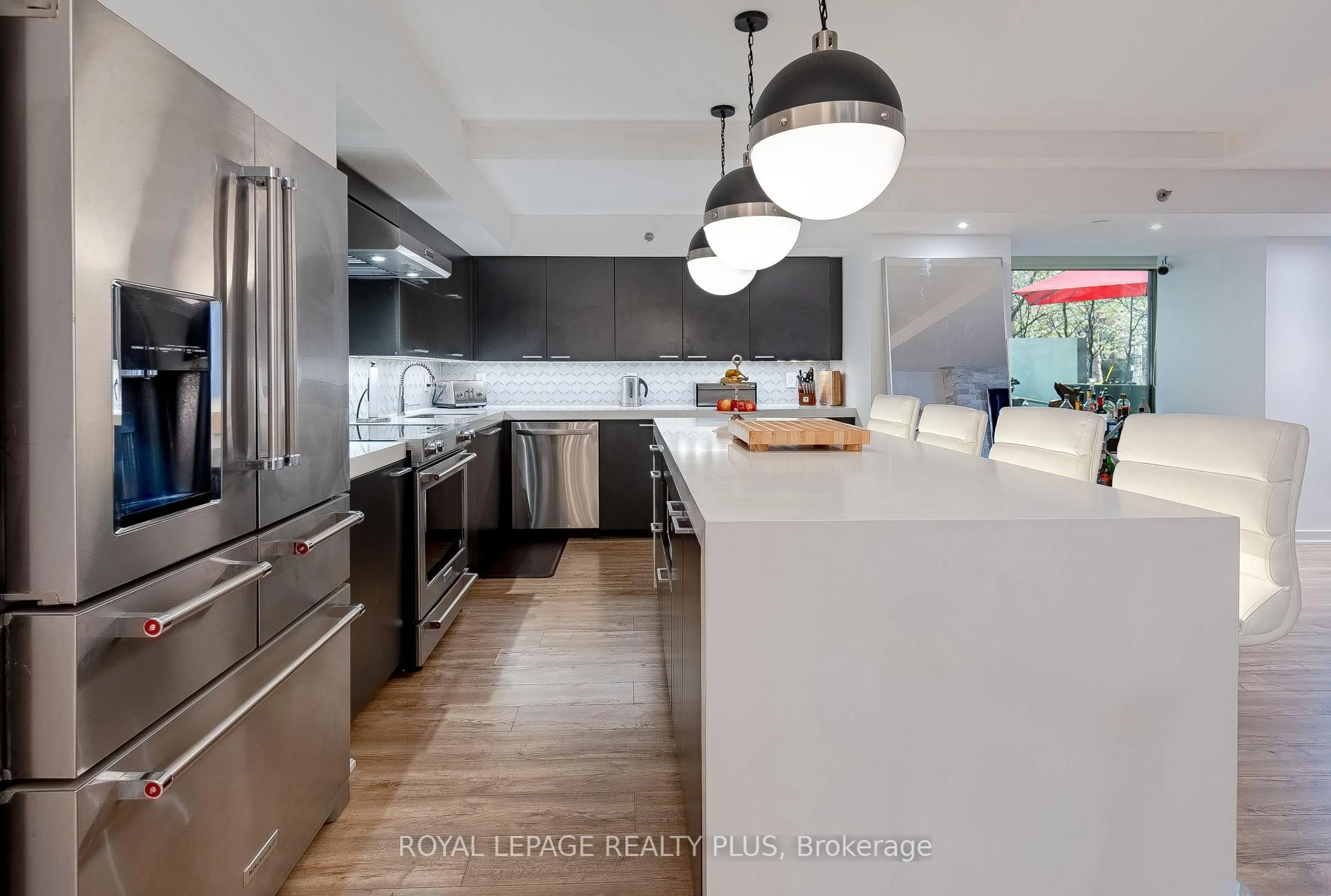 Contemporary kitchen, unknown for 55 Stewart St #117, Toronto Ontario M5V 2V1