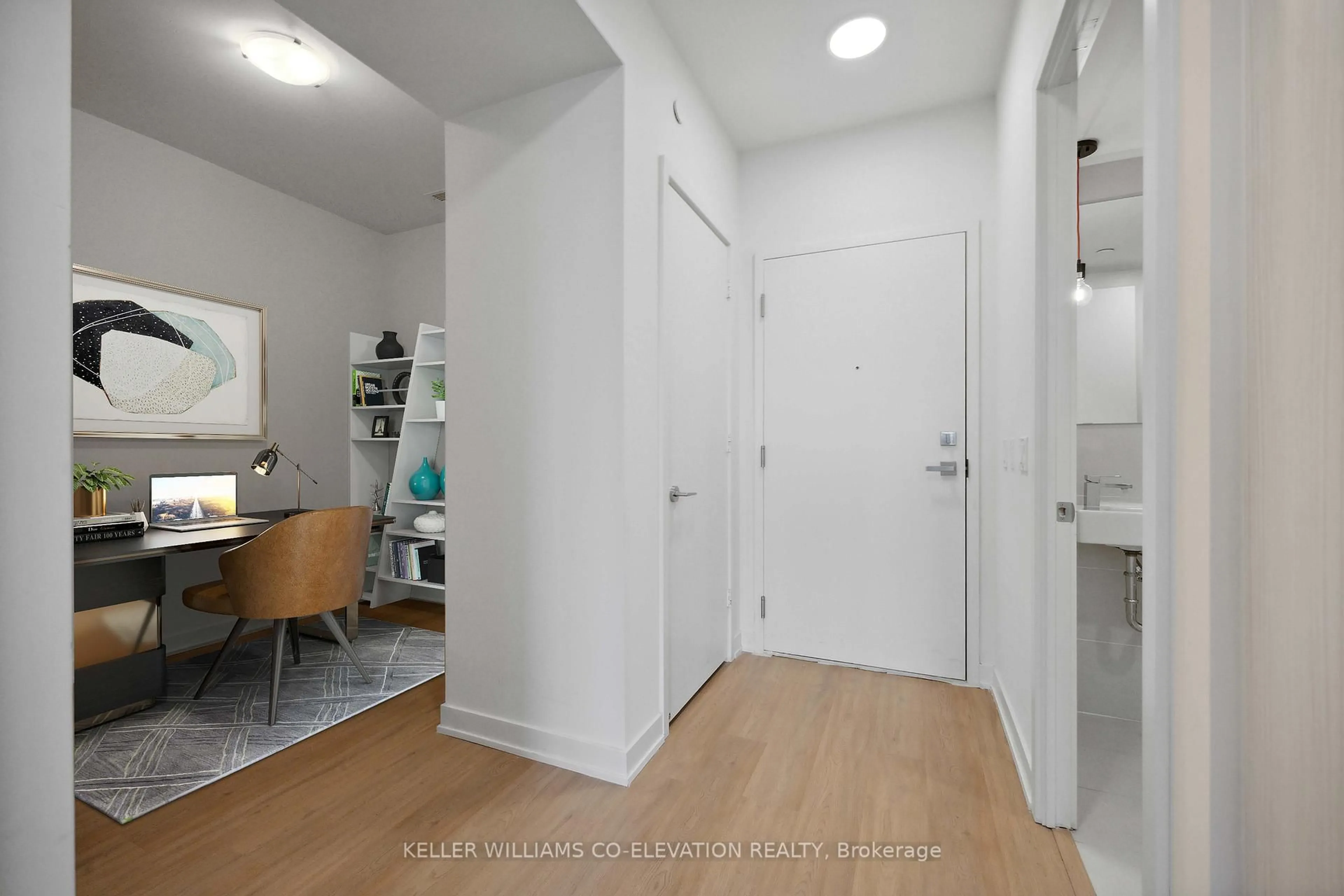 Indoor entryway for 10 Deerlick Crt #914, Toronto Ontario M3A 0A7