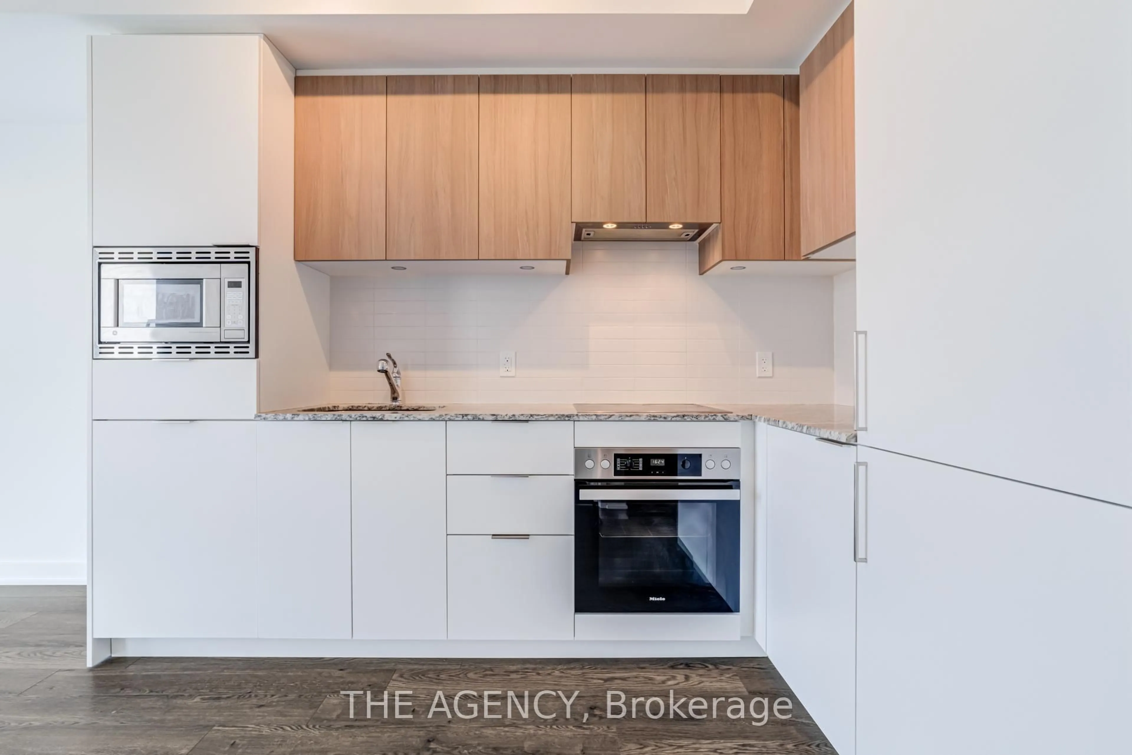 Standard kitchen, unknown for 50 O'Neil Rd #2603, Toronto Ontario M3C 0R1