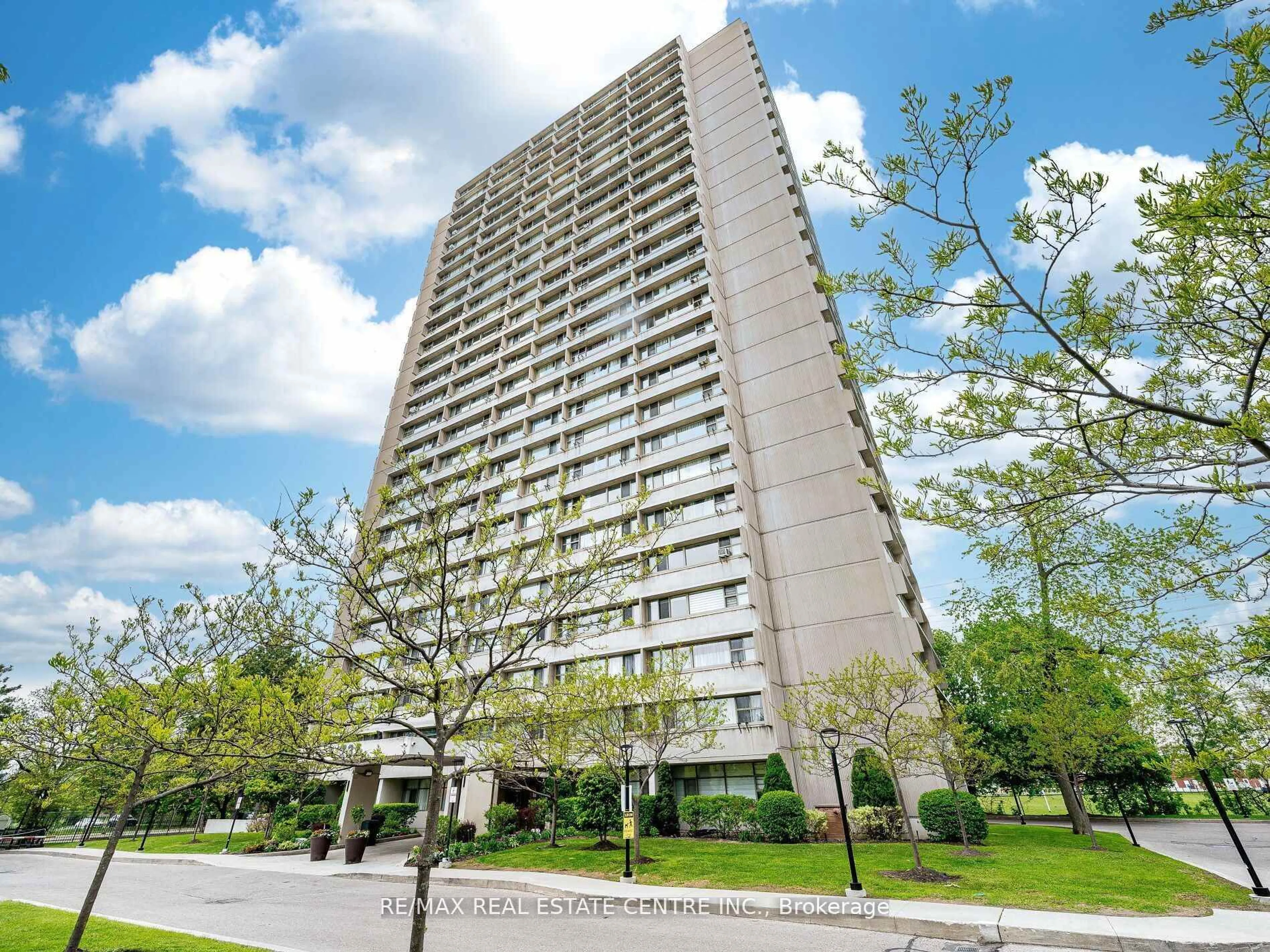 Unknown for 735 Don Mills Rd #1806, Toronto Ontario M3C 1T1