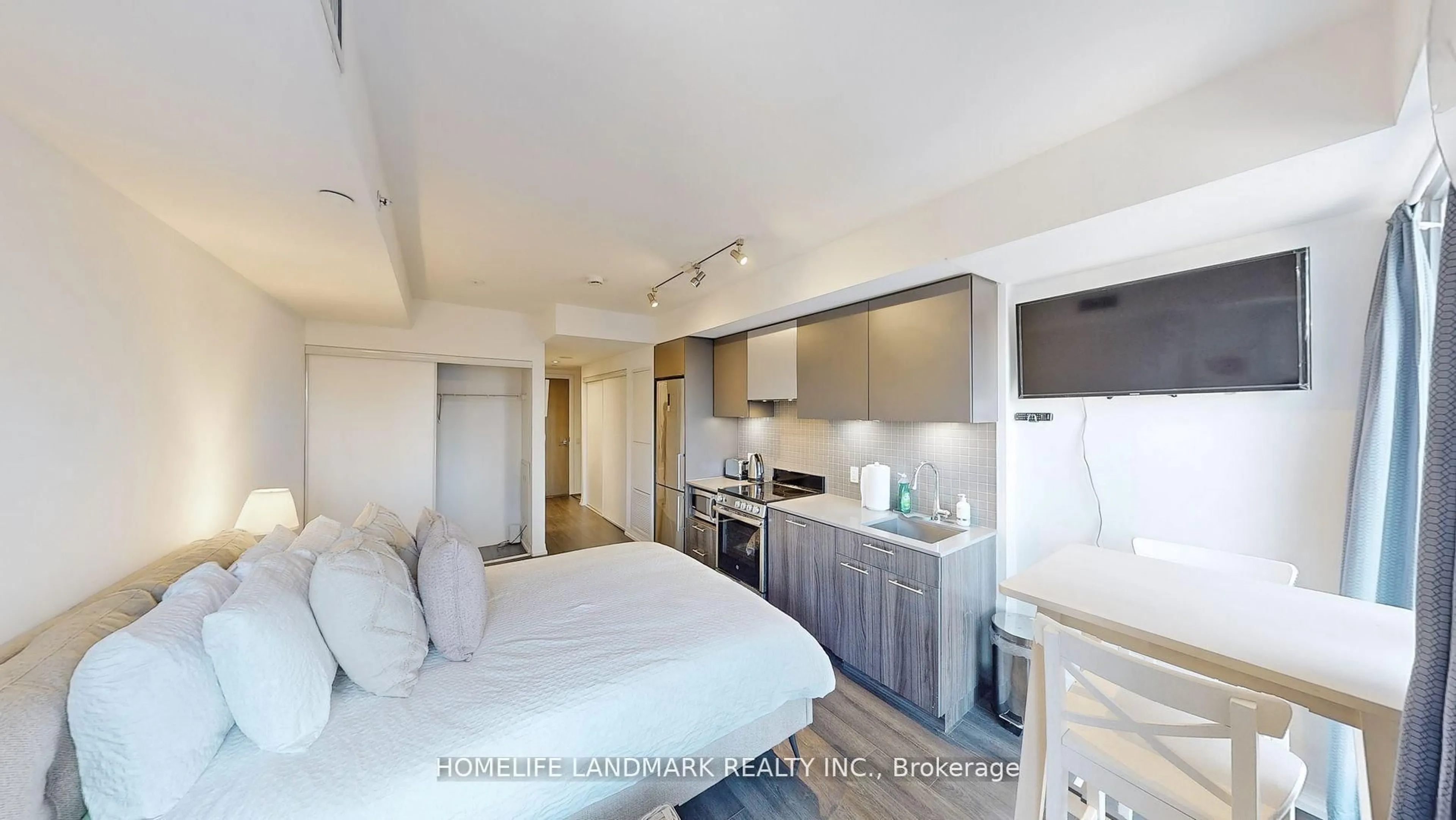 Unknown for 251 Jarvis St #1227, Toronto Ontario M5B 0C3