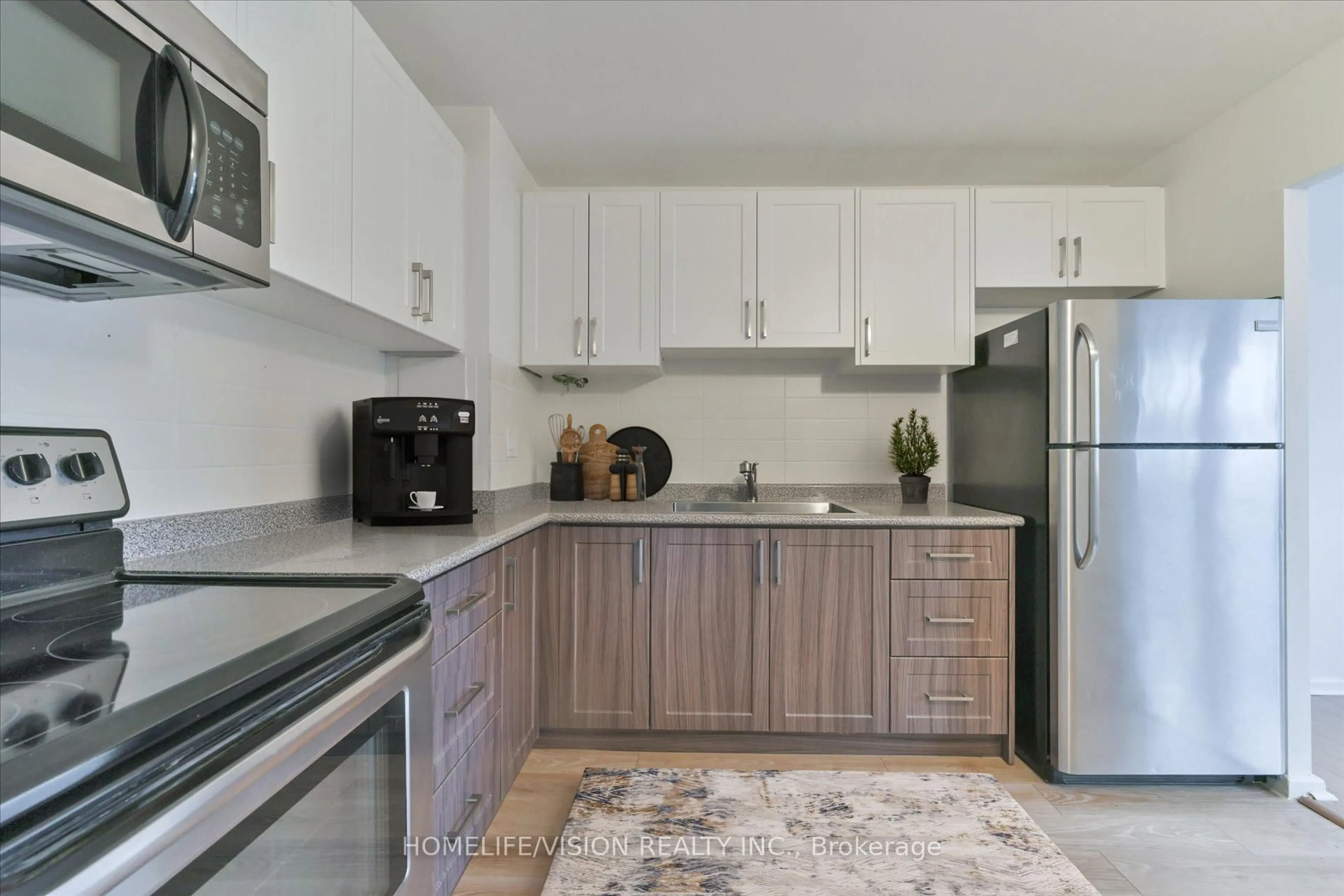 Standard kitchen, unknown for 100 Leeward Glwy #202, Toronto Ontario M3C 2Z1