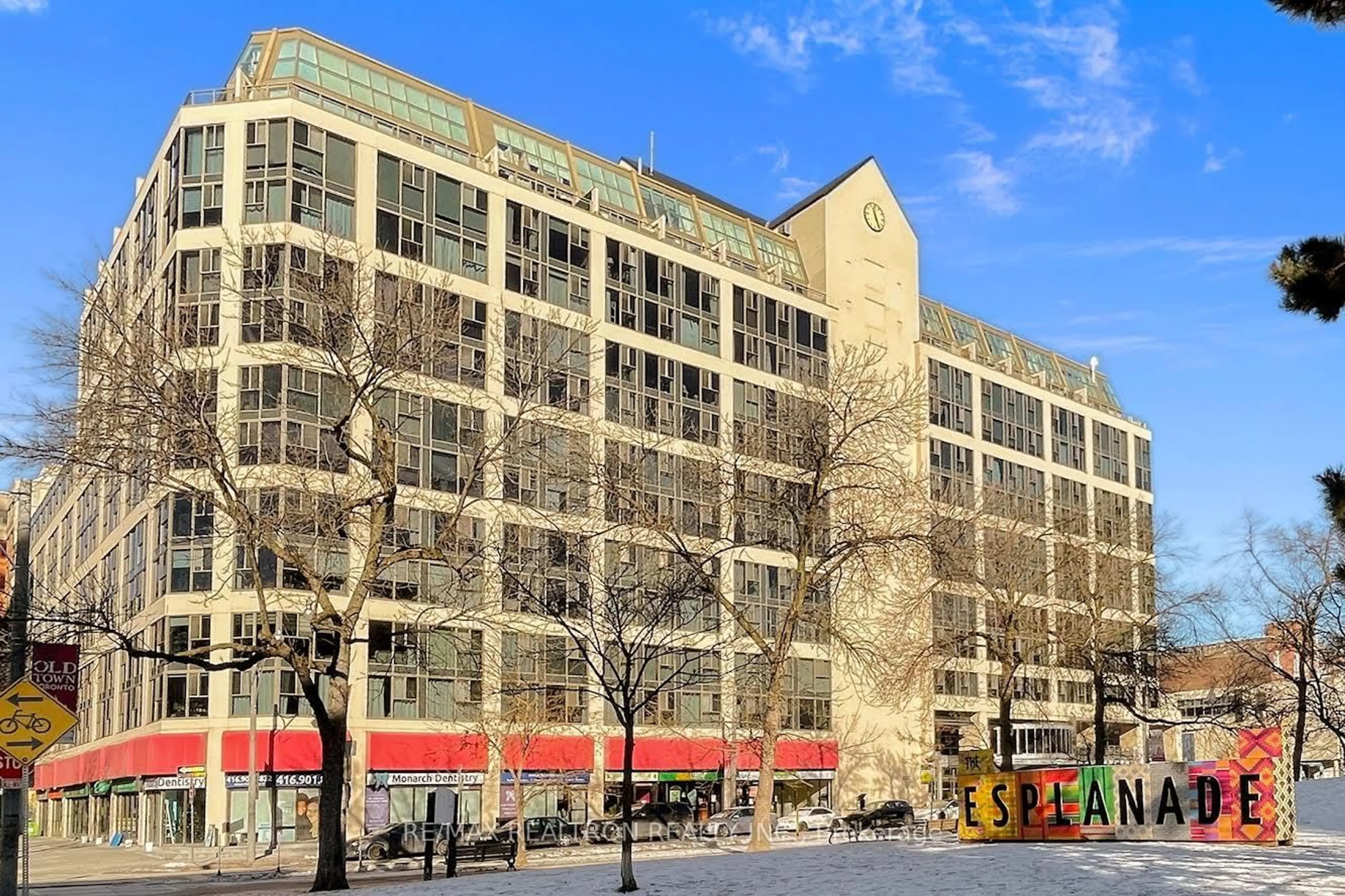 Unknown for 222 The Esplanade Ave #402, Toronto Ontario M5A 4M8