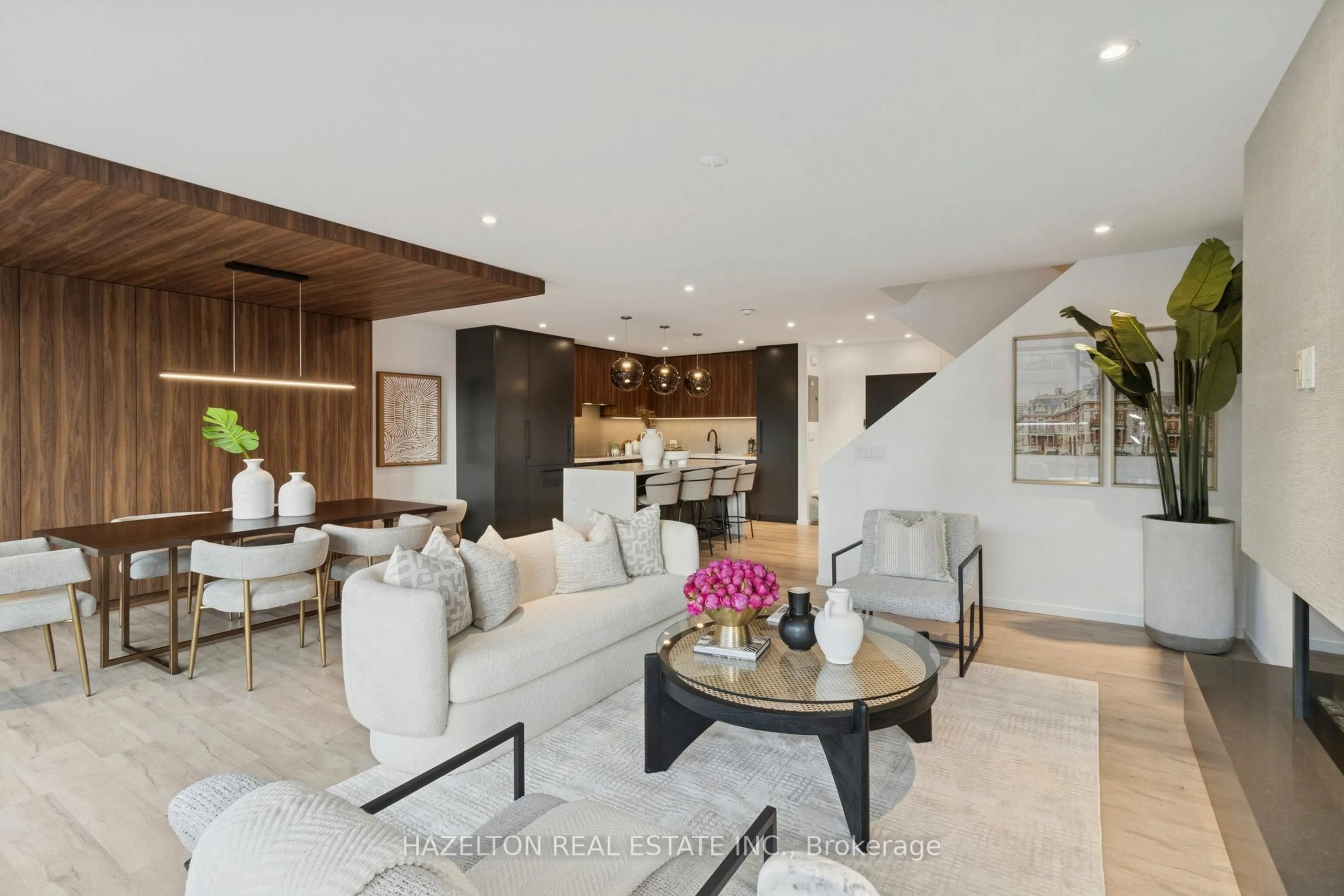 Living room with furniture, unknown for 55A Avenue Rd #405, Toronto Ontario M5R 3L2