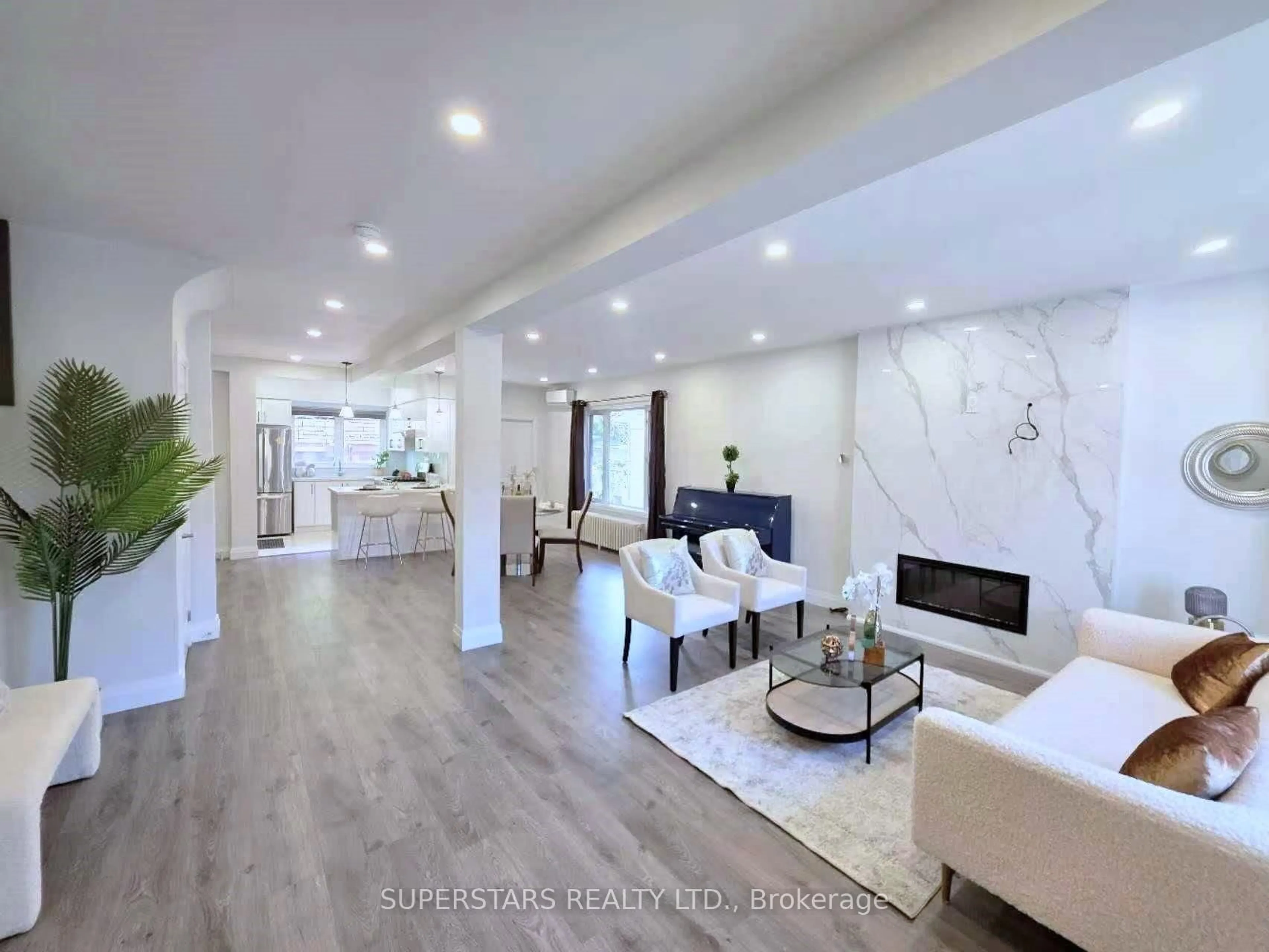 Unknown for 179 Oakwood Ave, Toronto Ontario M6E 2V1