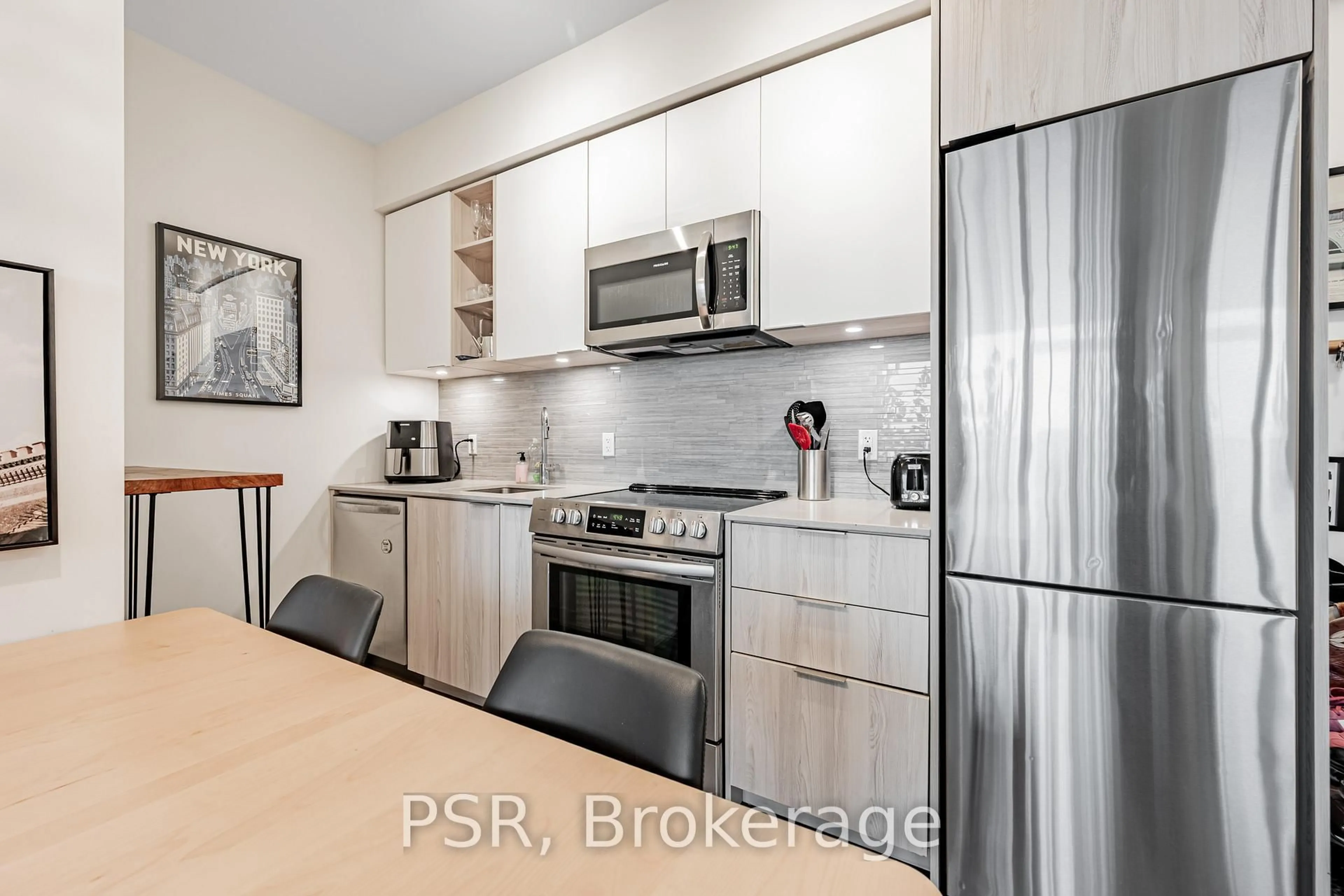 Standard kitchen, unknown for 30 Ordnance St #2306, Toronto Ontario M6K 0C8