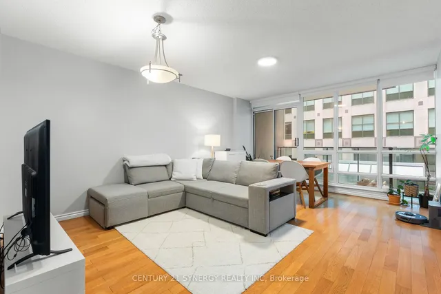263 Wellington St #306, Toronto 5