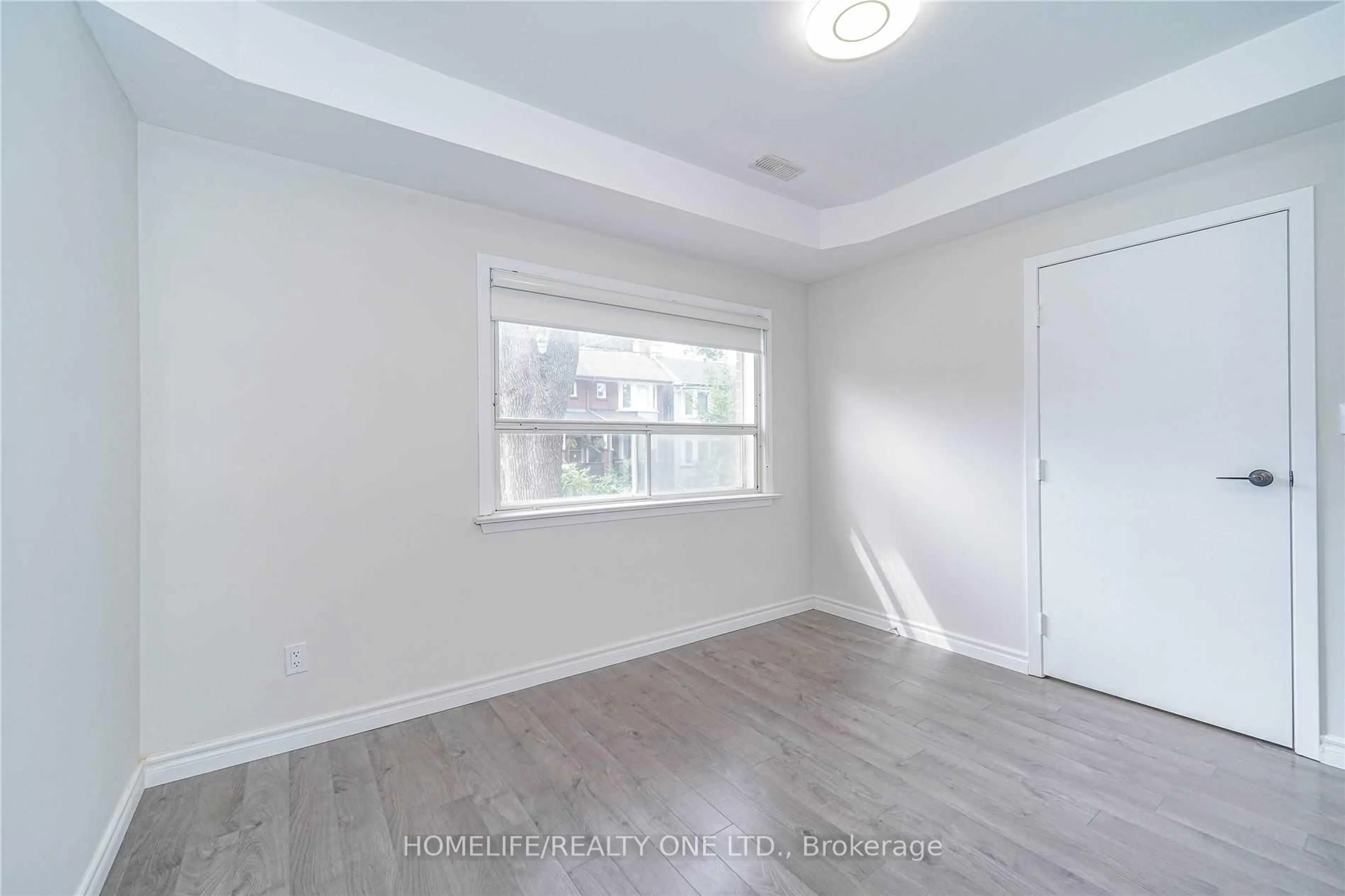 A pic of a room for 104 Benson Ave, Toronto Ontario M6G 2J1