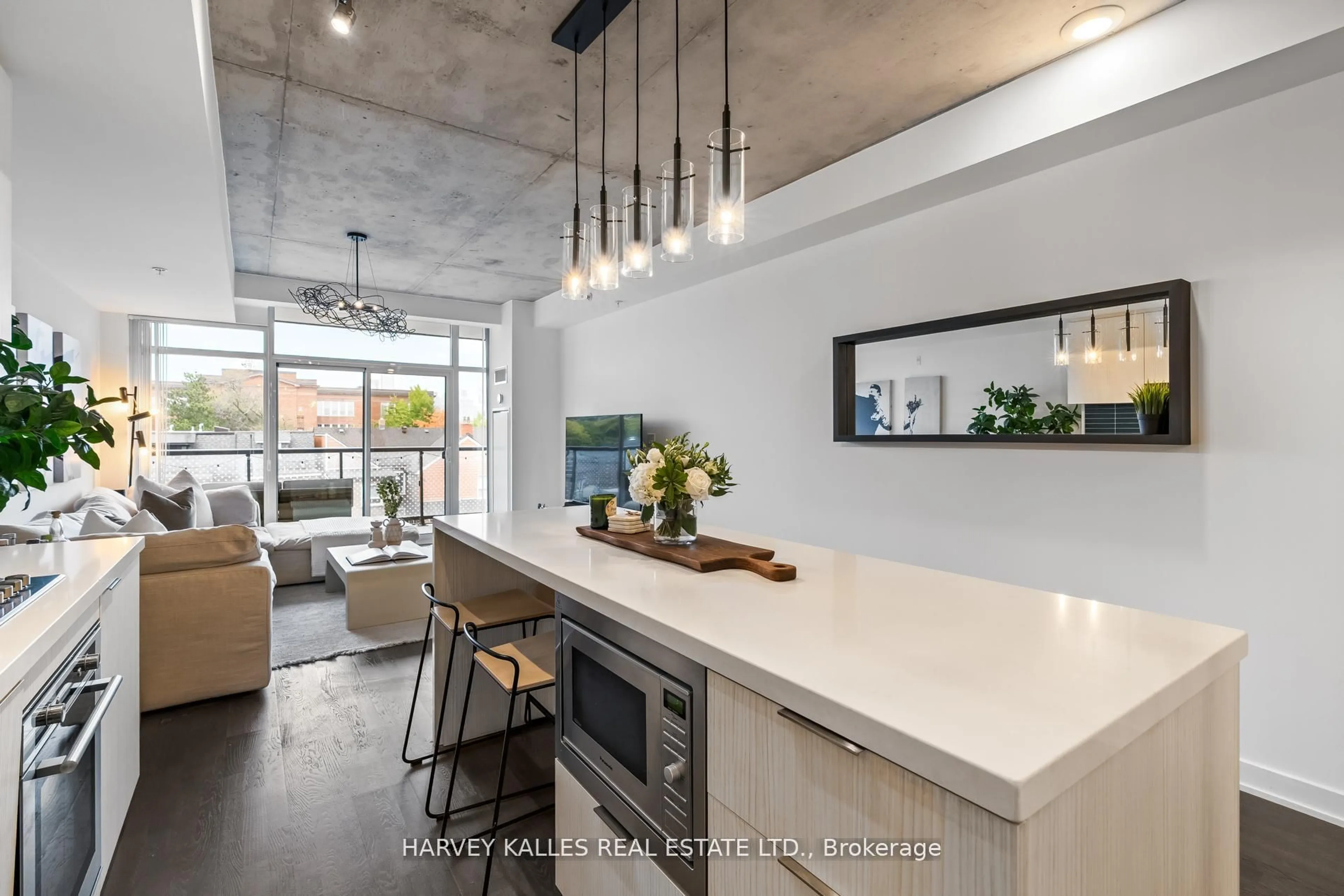 Open concept kitchen, unknown for 109 Ossington Ave #318, Toronto Ontario M6J 0G1