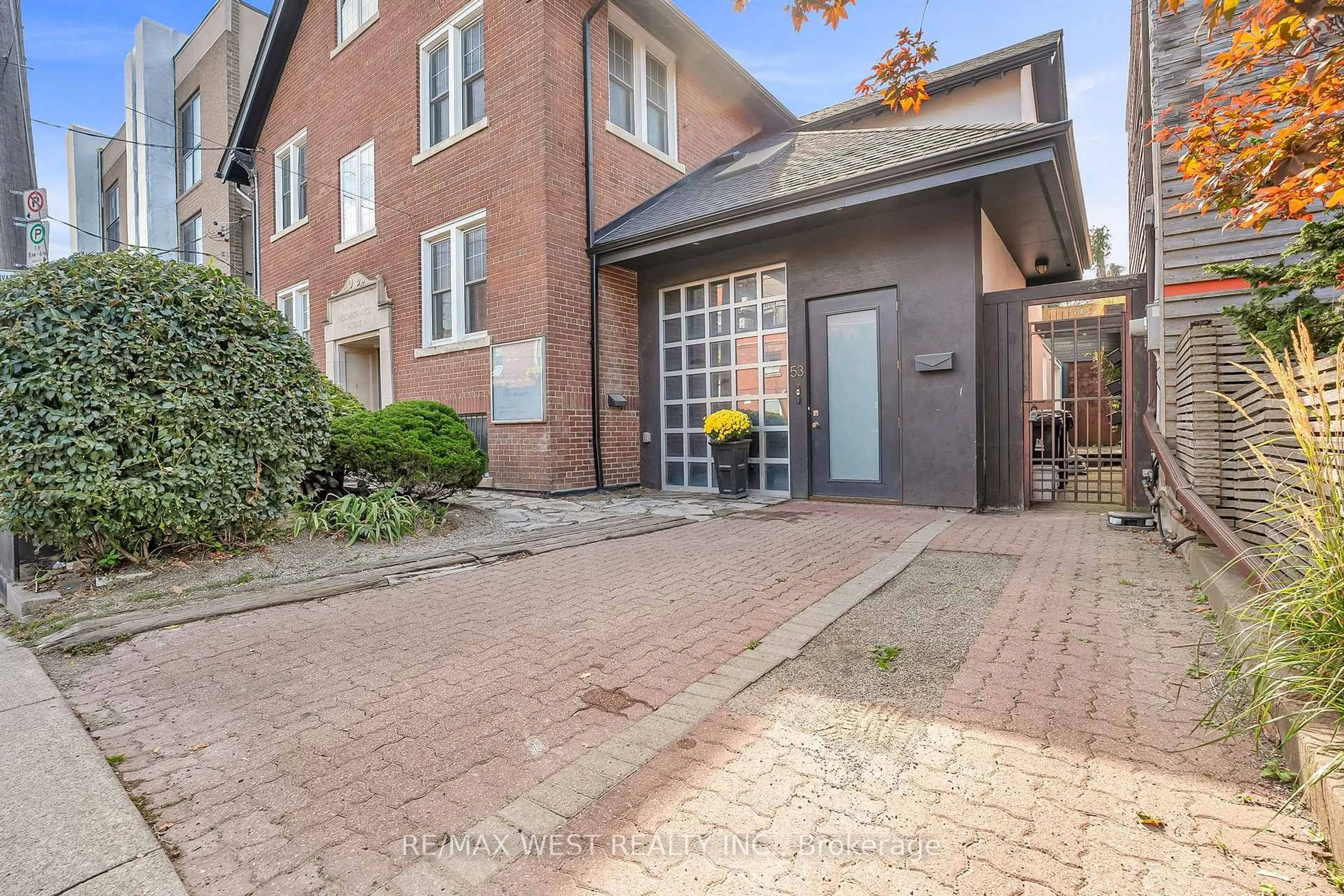 Unknown for 53 Argyle St, Toronto Ontario M6J 1N8