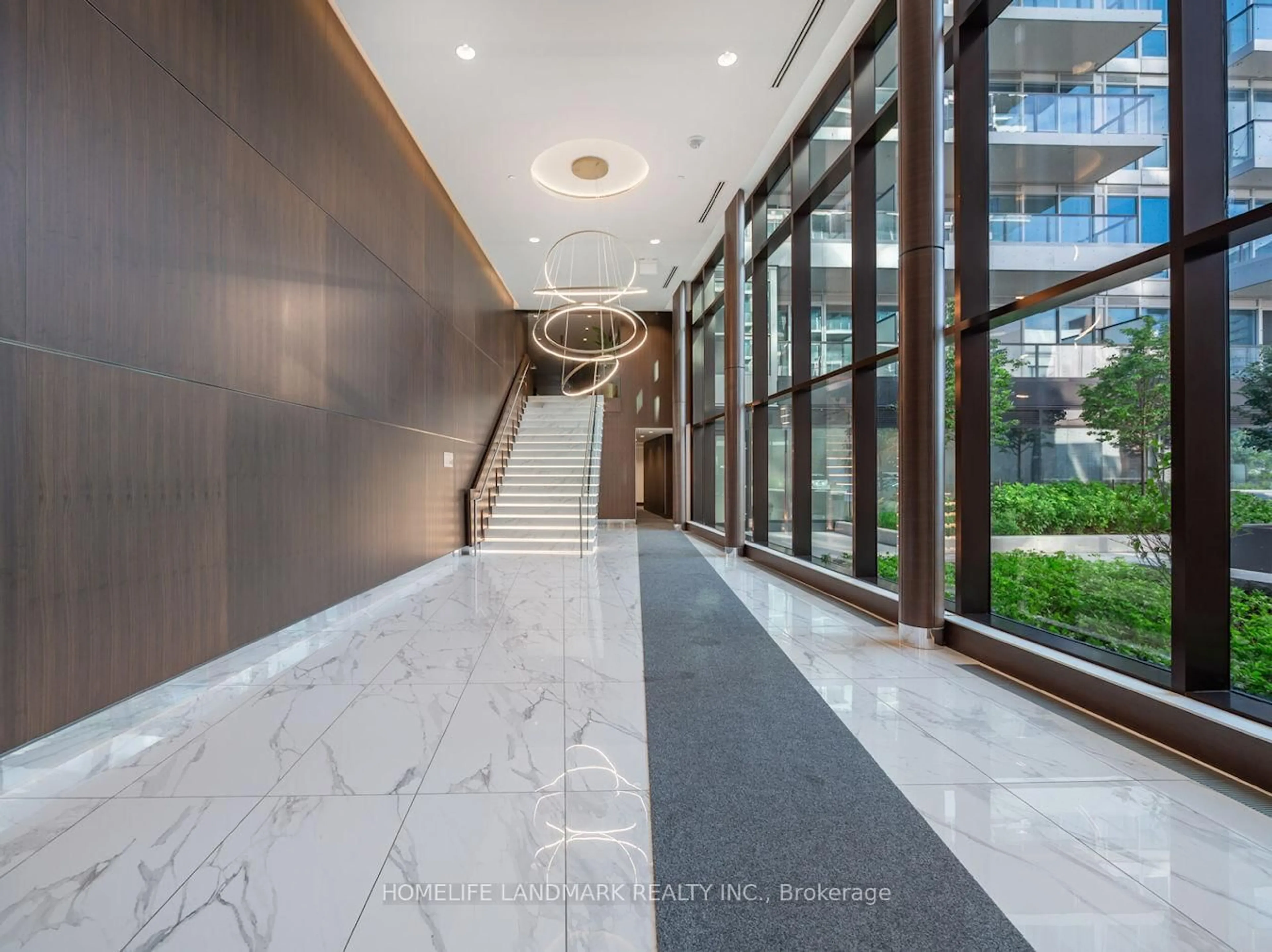 Indoor foyer for 85 Mcmahon Dr #2303, Toronto Ontario M2K 0E4