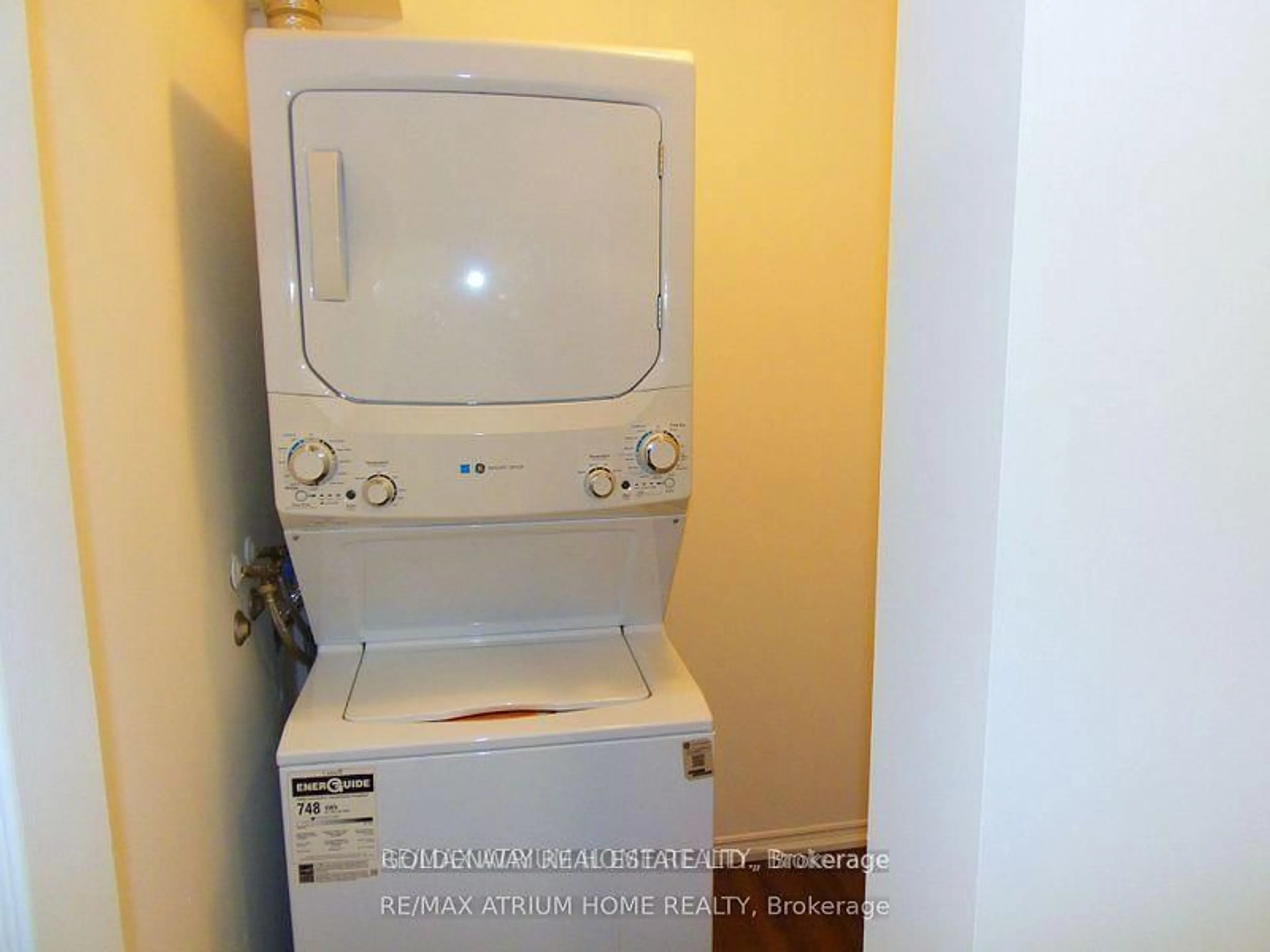 Laundry room for 7 Concorde Pl #2901, Toronto Ontario M3C 3N4