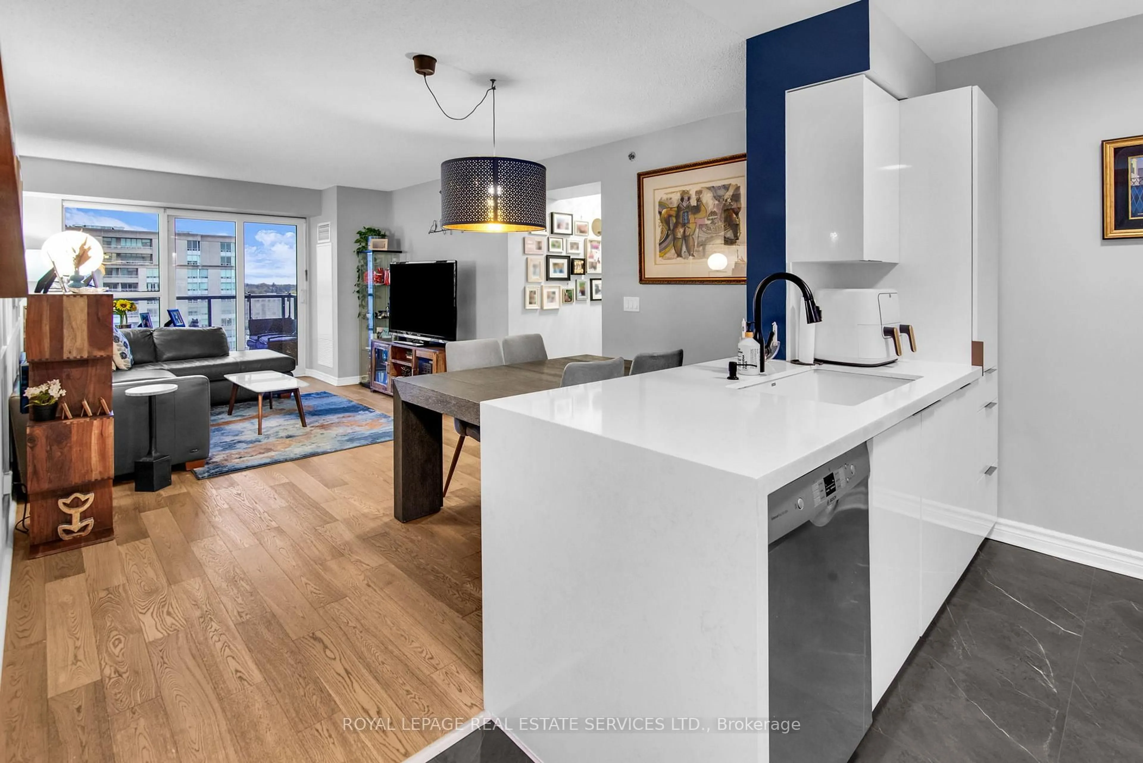 Open concept kitchen, unknown for 35 Saranac Blvd #1219, Toronto Ontario M6A 2G4