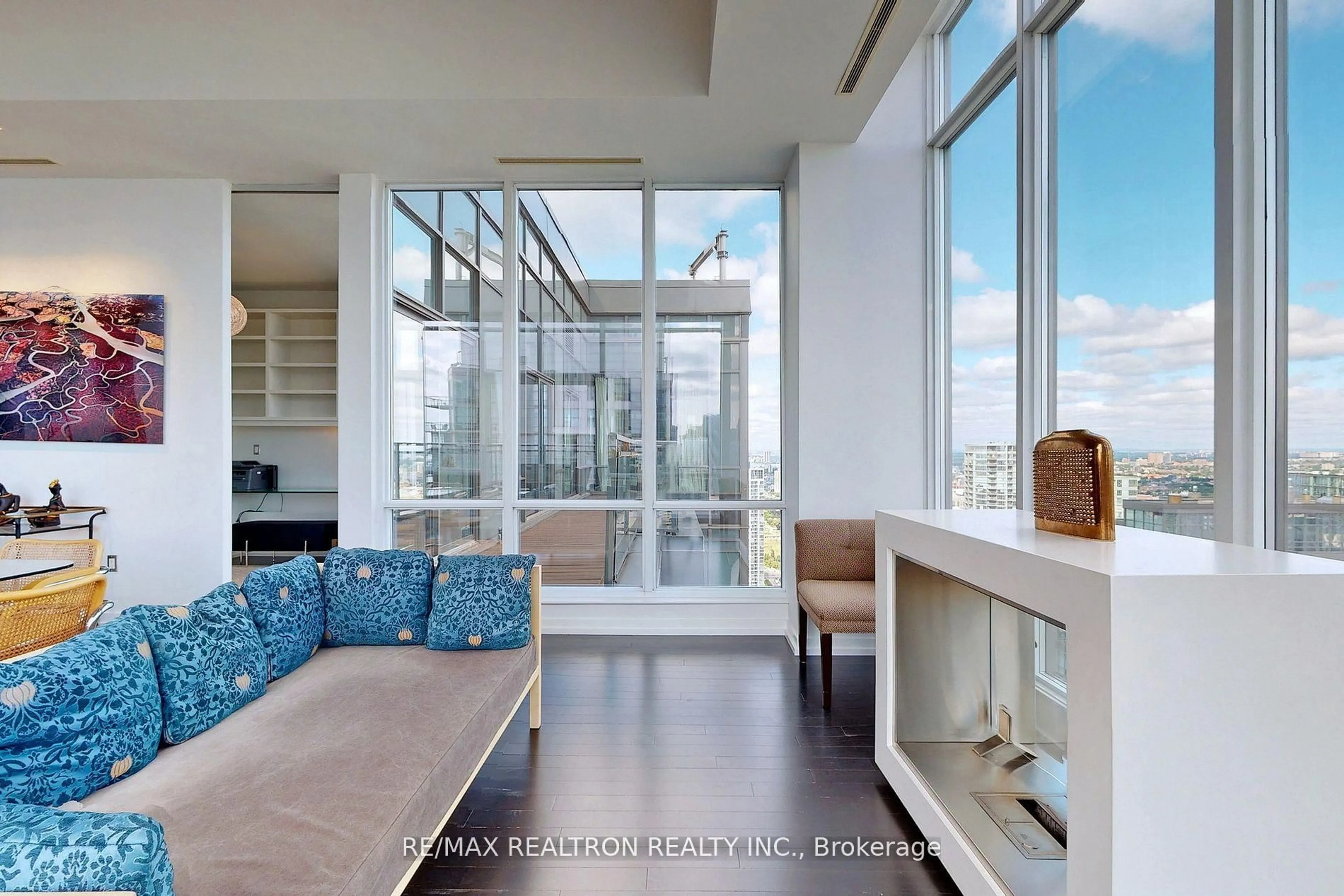 Unknown for 11 Brunel Crt #PH2, Toronto Ontario M5V 3Y3