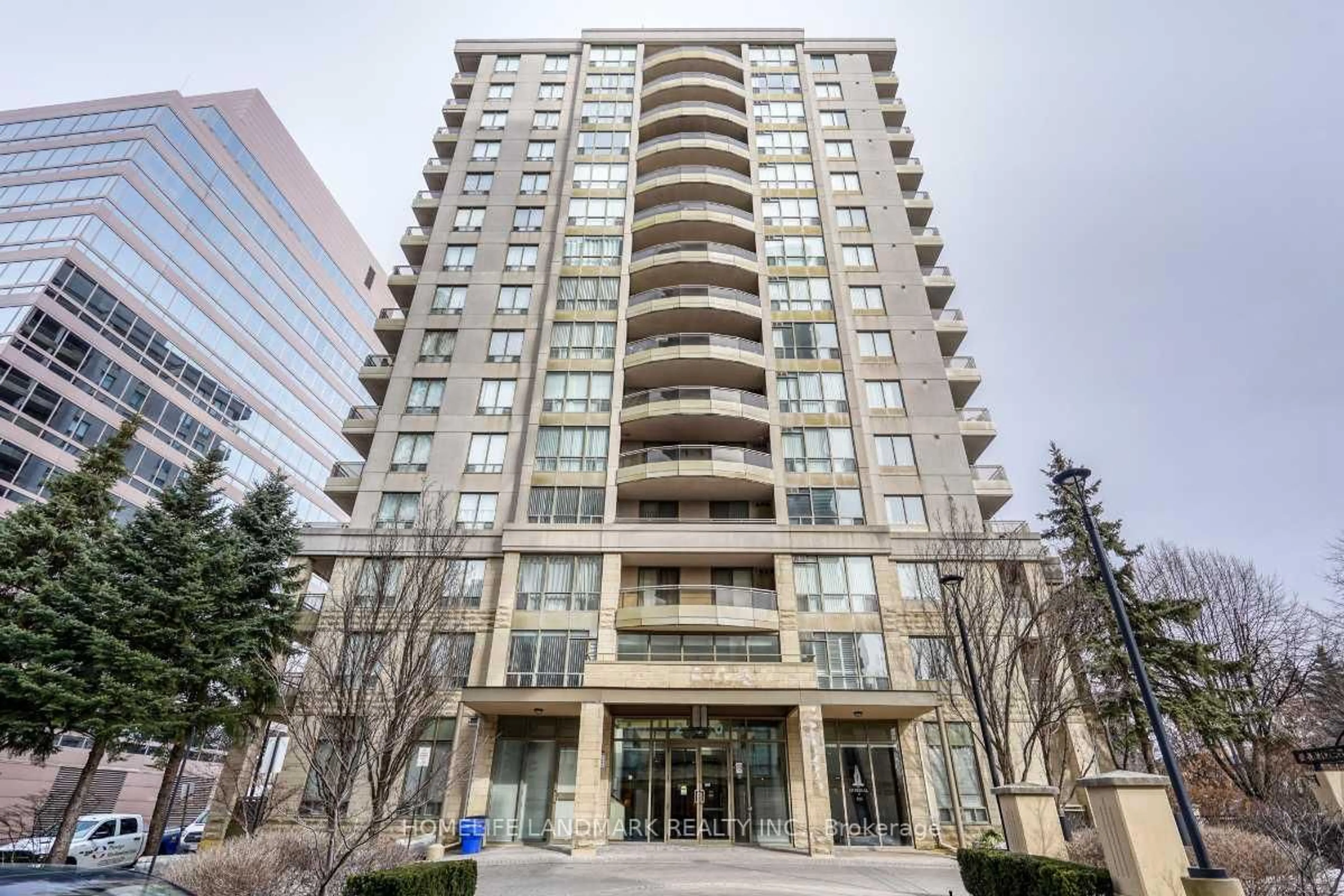 Indoor foyer for 260 Doris Ave #1503, Toronto Ontario M2N 6X9