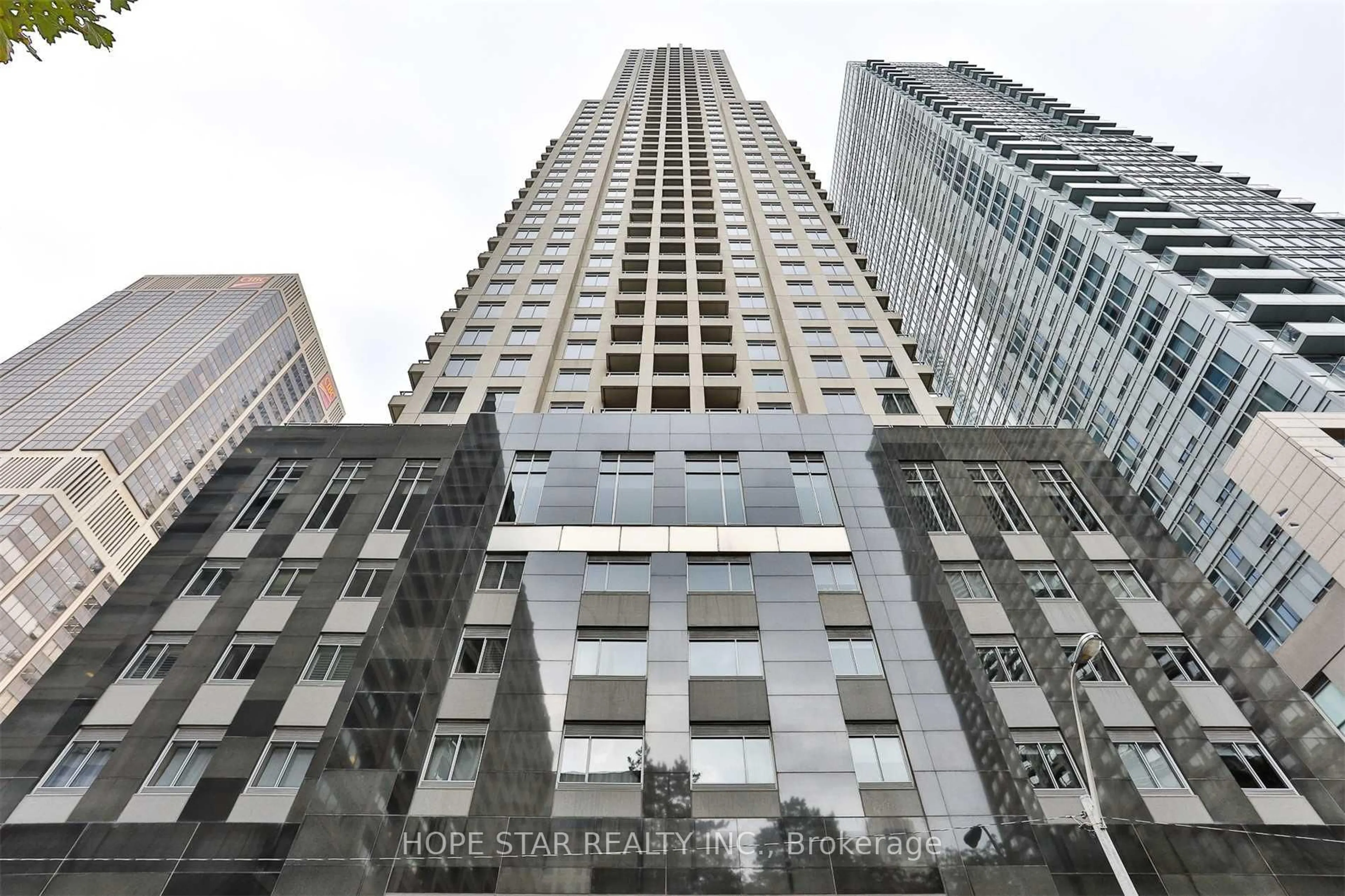 Unknown for 35 Balmuto St #2804, Toronto Ontario M4Y 0A3