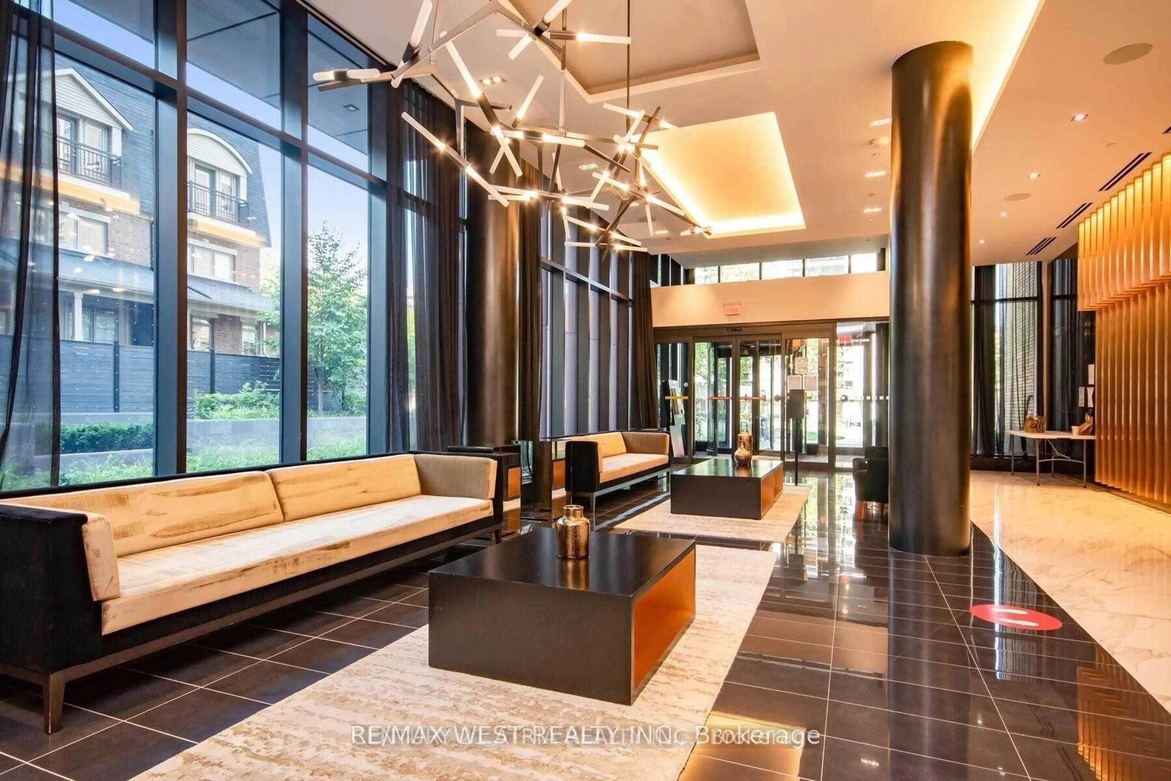 Lobby for 101 Erskine Ave #505, Toronto Ontario M4P 0C5