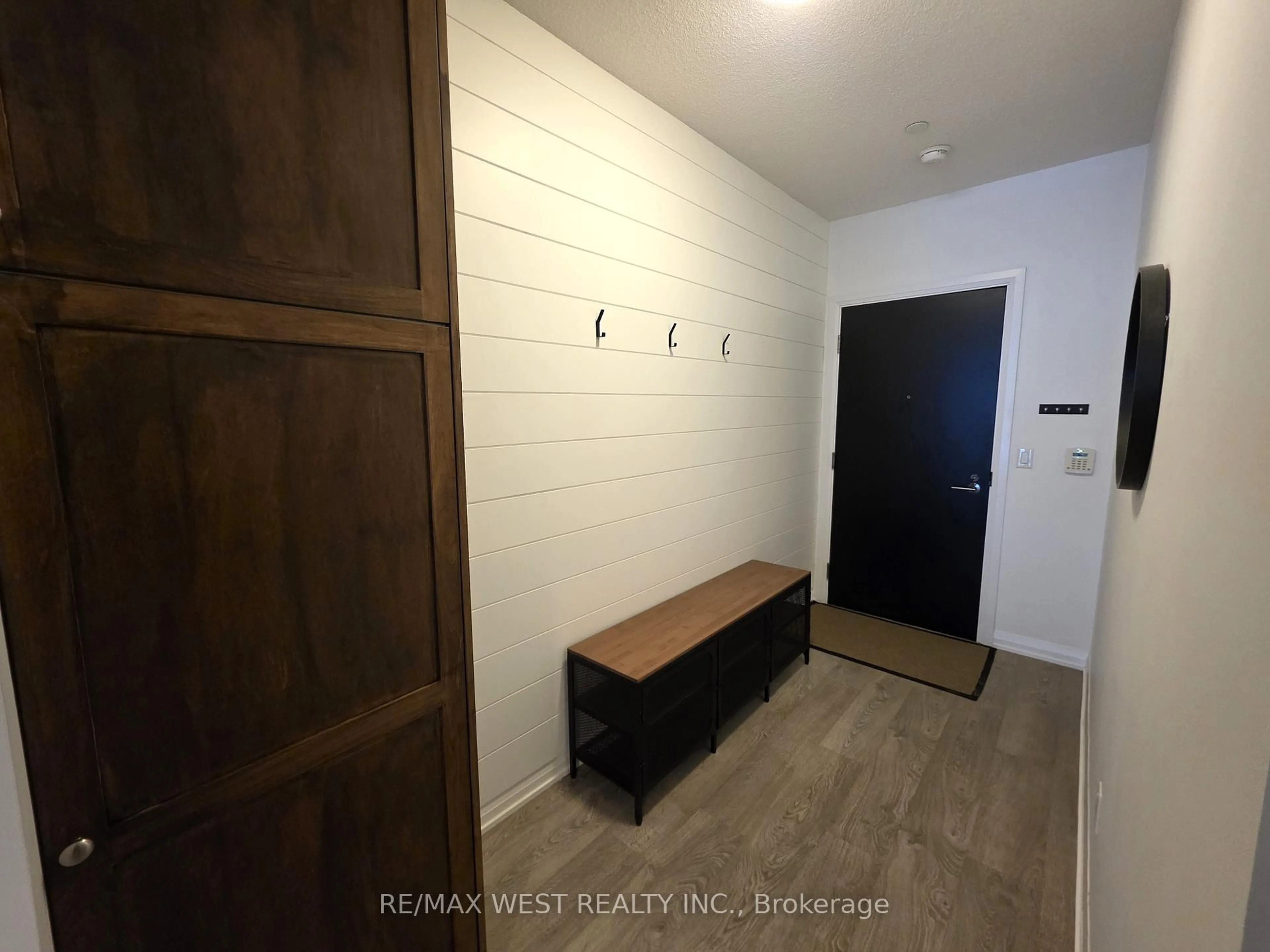 Unknown for 101 Erskine Ave #505, Toronto Ontario M4P 0C5