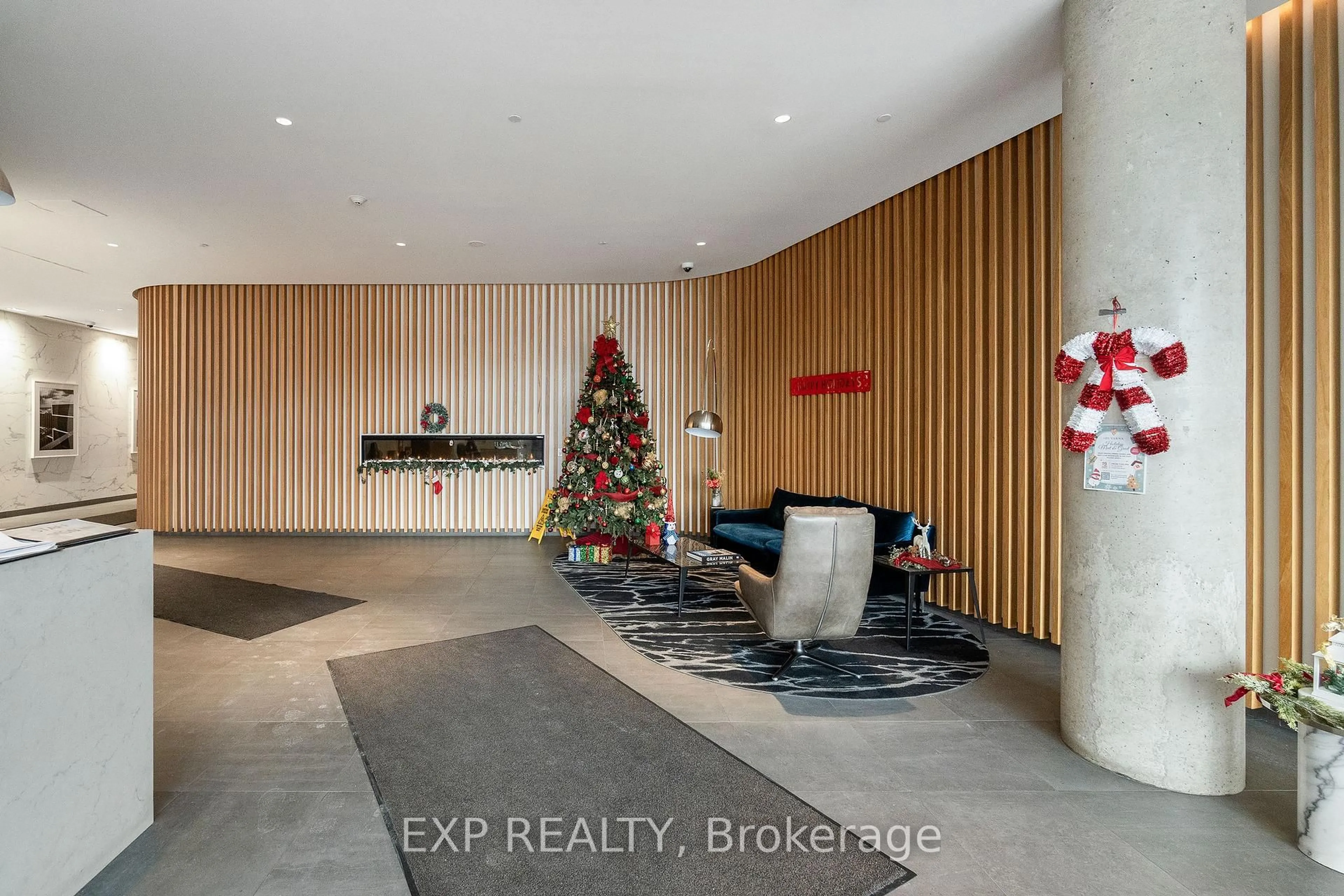 Lobby for 120 Varna Dr #1117, Toronto Ontario M6A 0B3