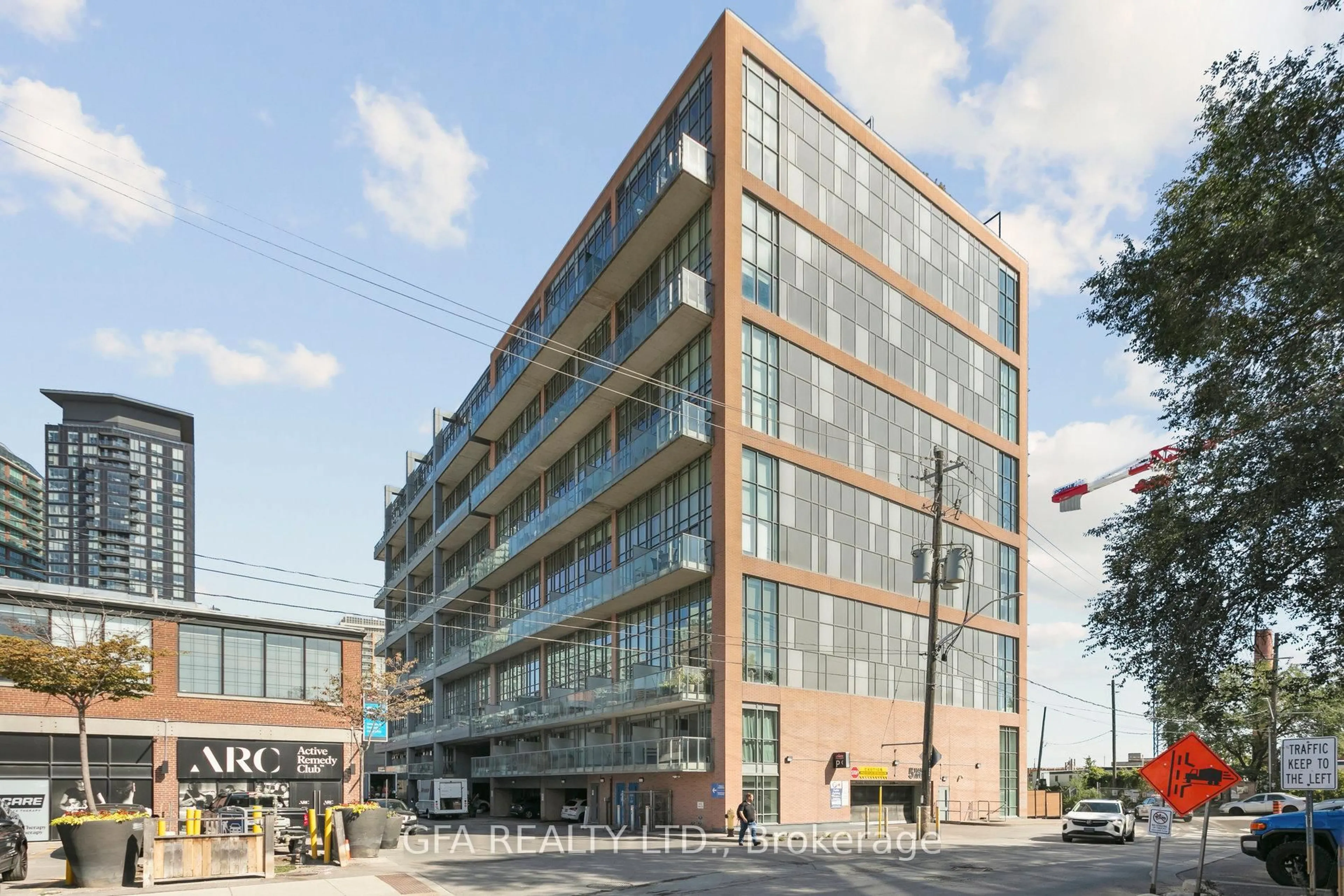 Unknown for 5 Hanna Ave #438, Toronto Ontario M6K 0B3