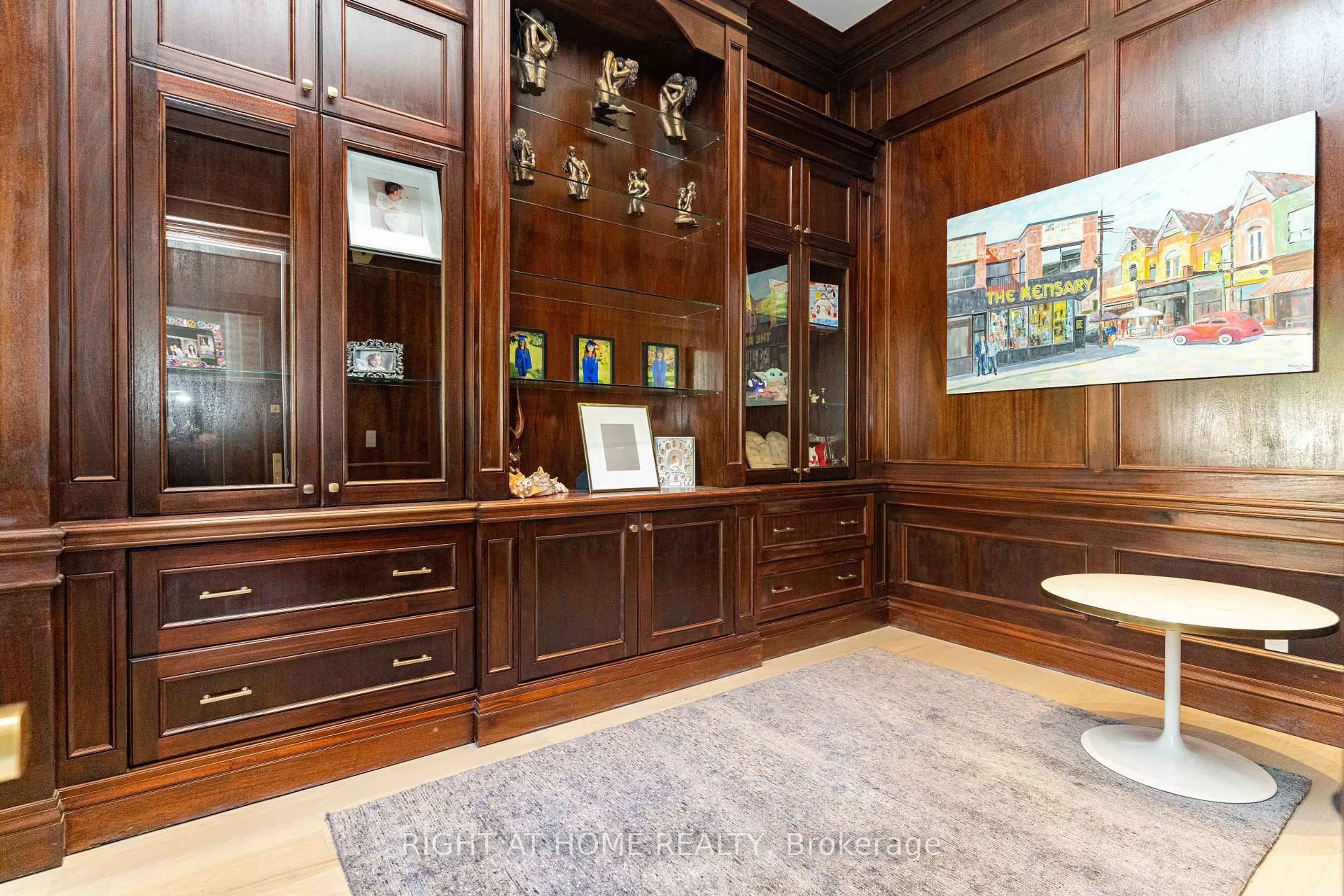 Unknown for 377 Brooke Ave, Toronto Ontario M5M 2L5