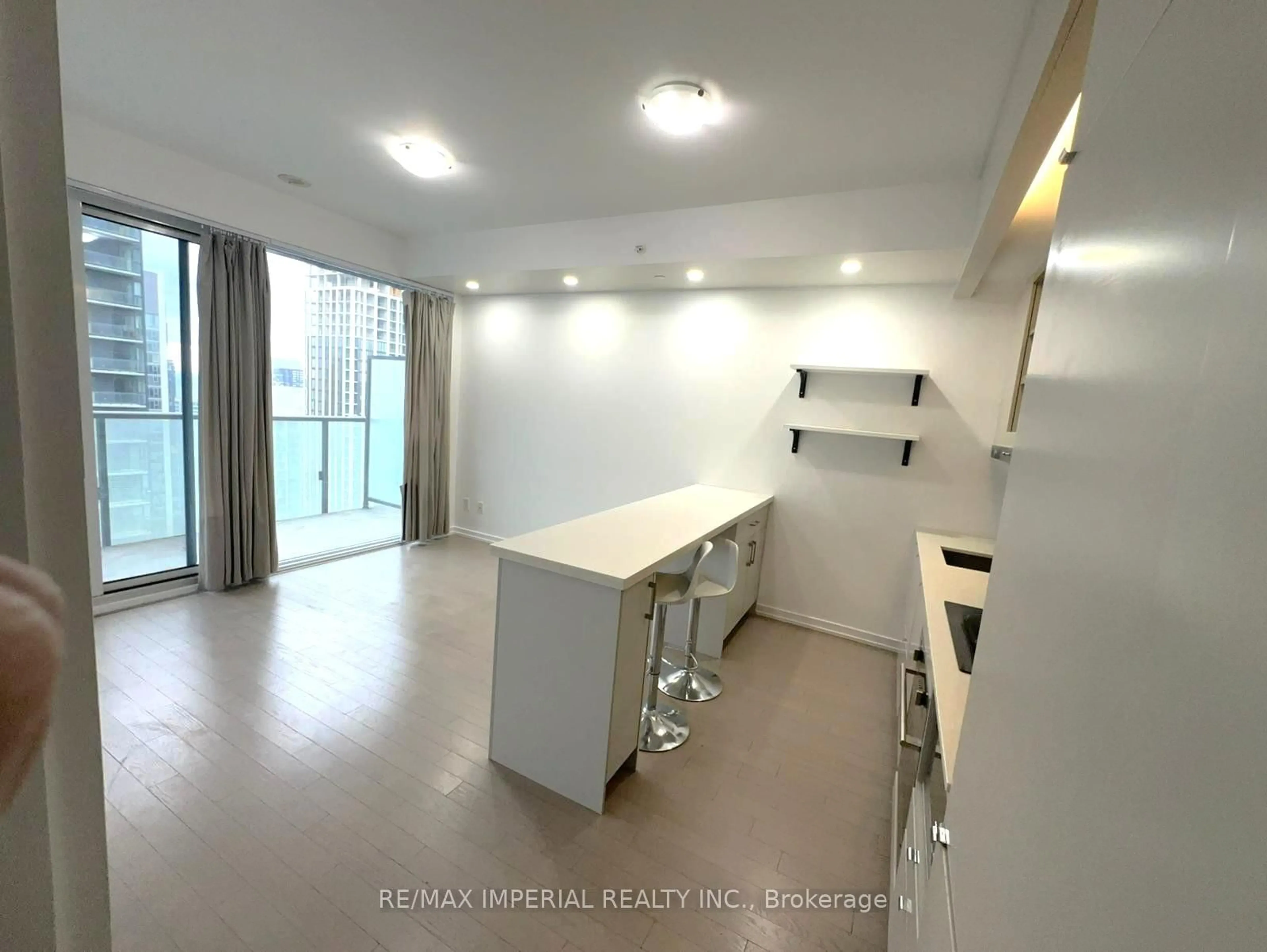 A pic of a room for 101 Peter St #4007, Toronto Ontario M5V 0G6