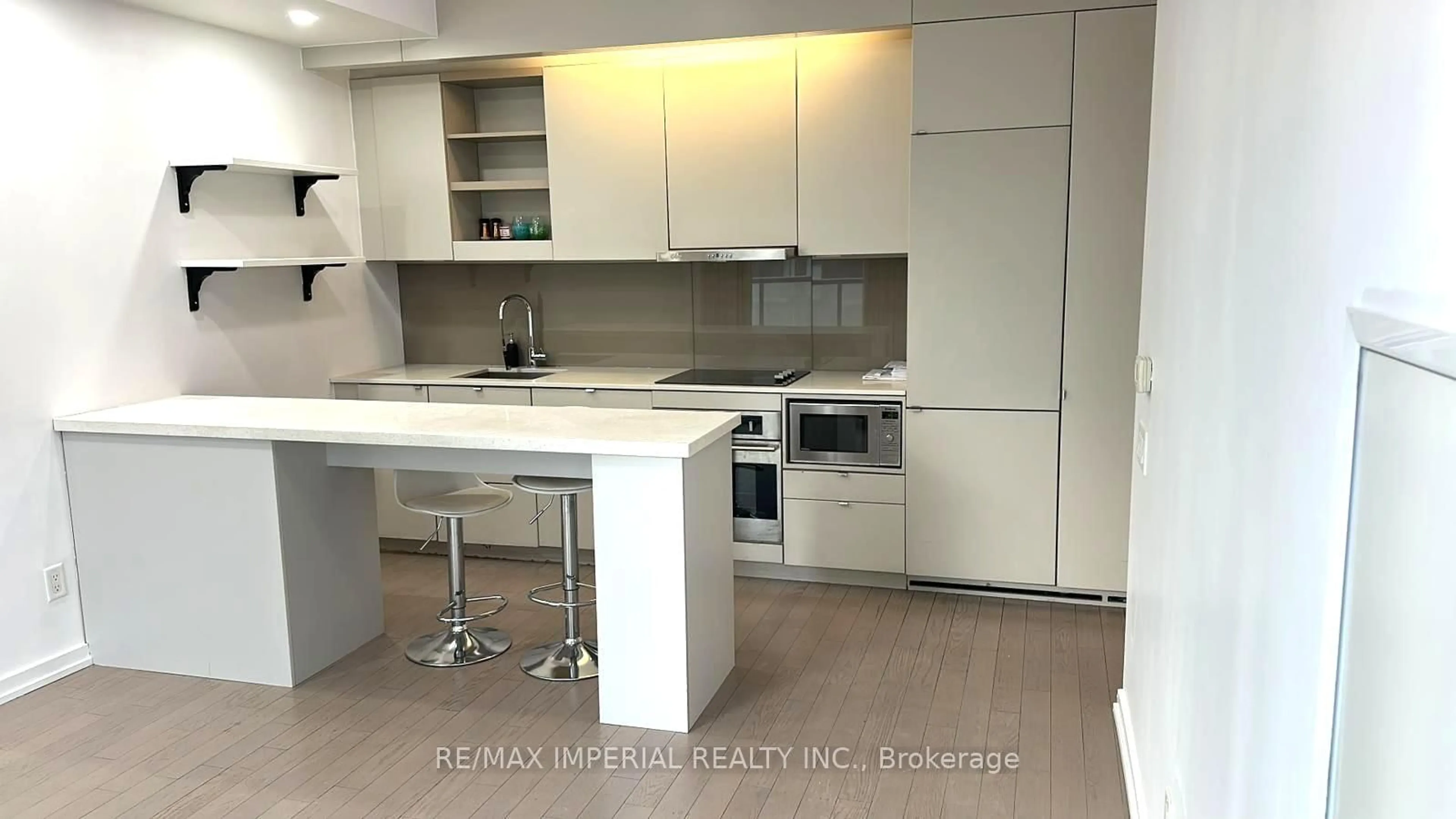 Standard kitchen, unknown for 101 Peter St #4007, Toronto Ontario M5V 0G6