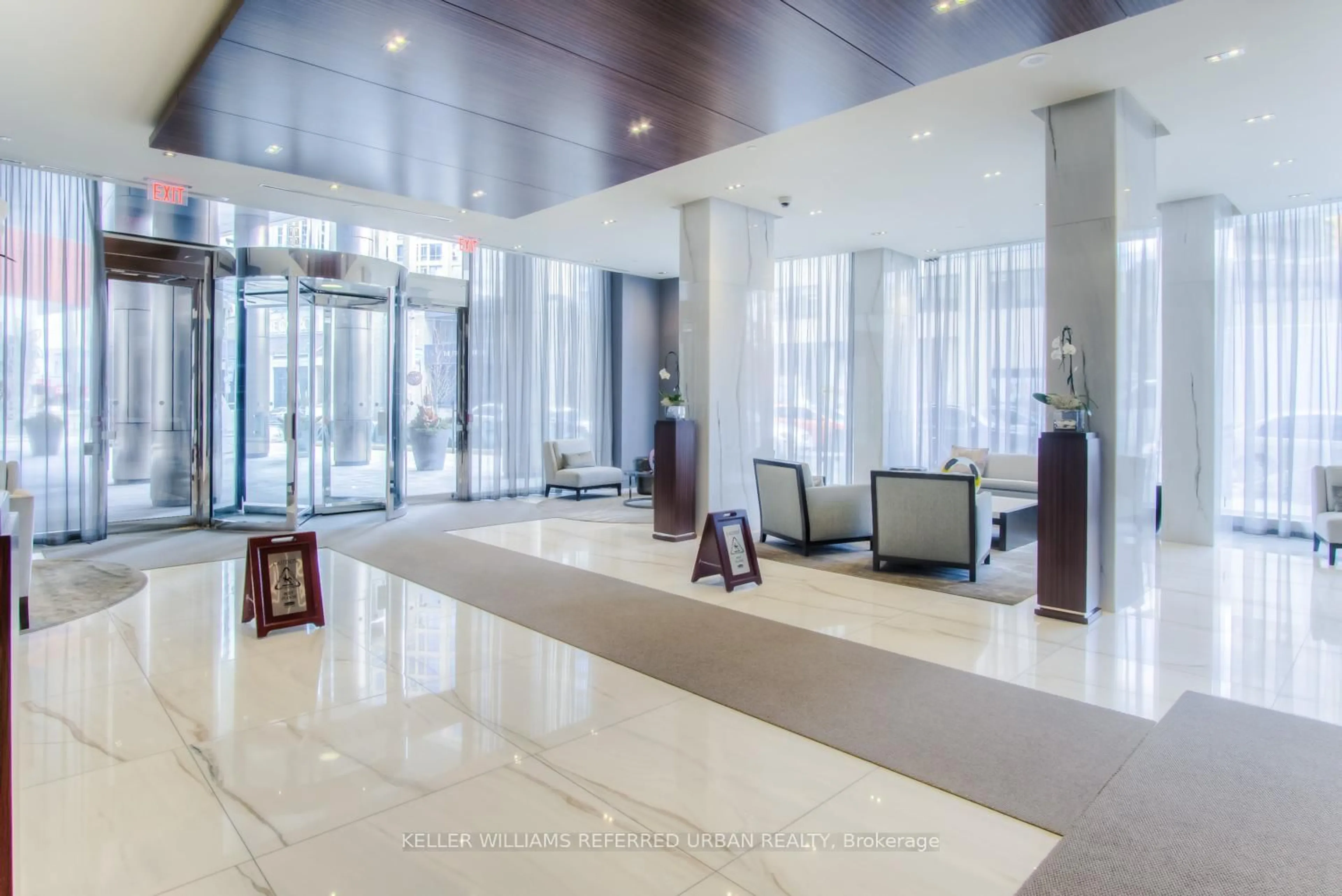 Lobby for 88 Davenport Rd #302, Toronto Ontario M5R 0A5