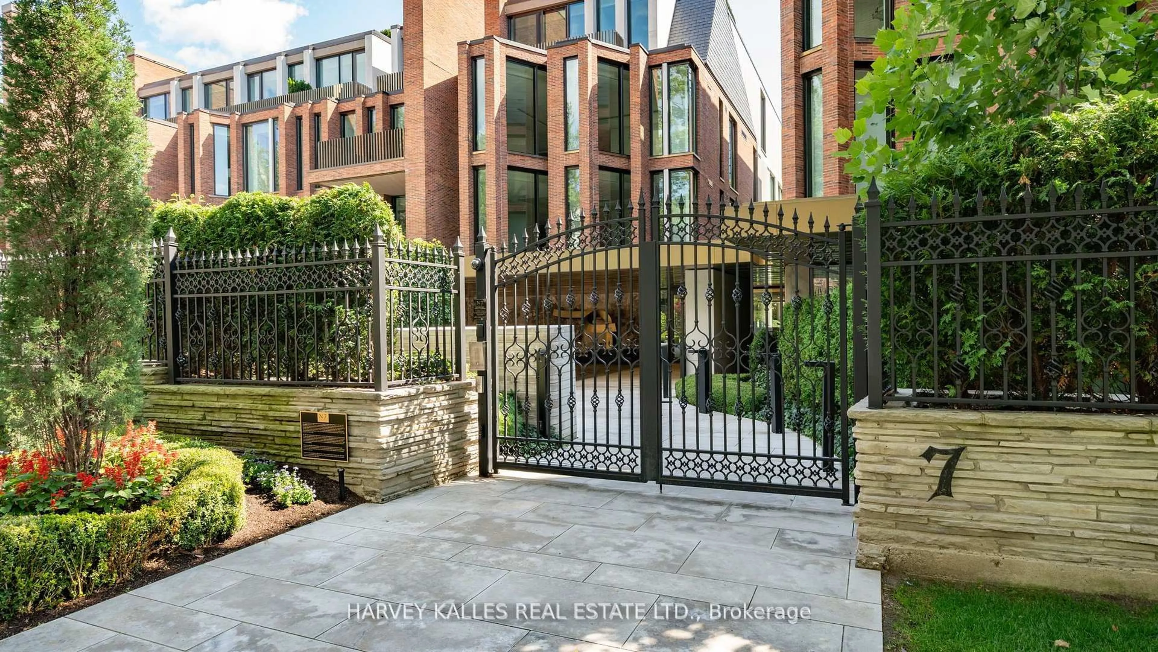 Unknown for 7 Dale Ave #304, Toronto Ontario M4W 1K2